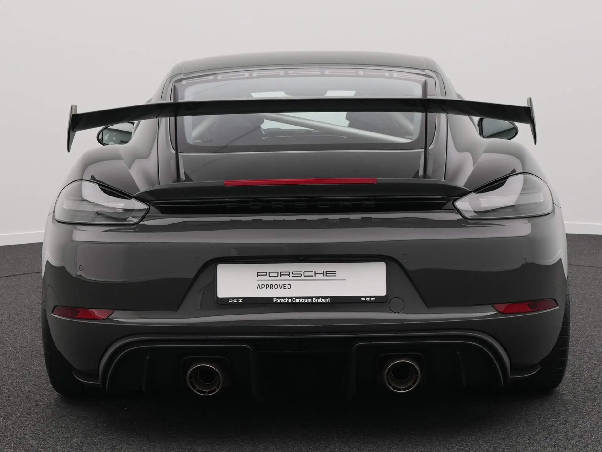 718 Cayman GT4 RS