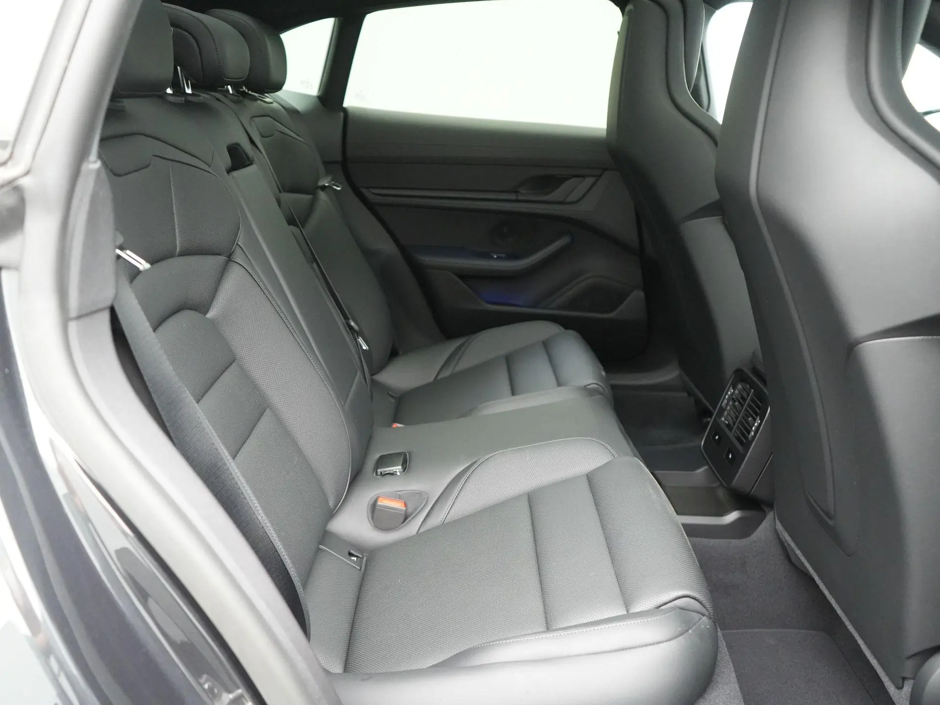 Taycan 4 Cross Turismo