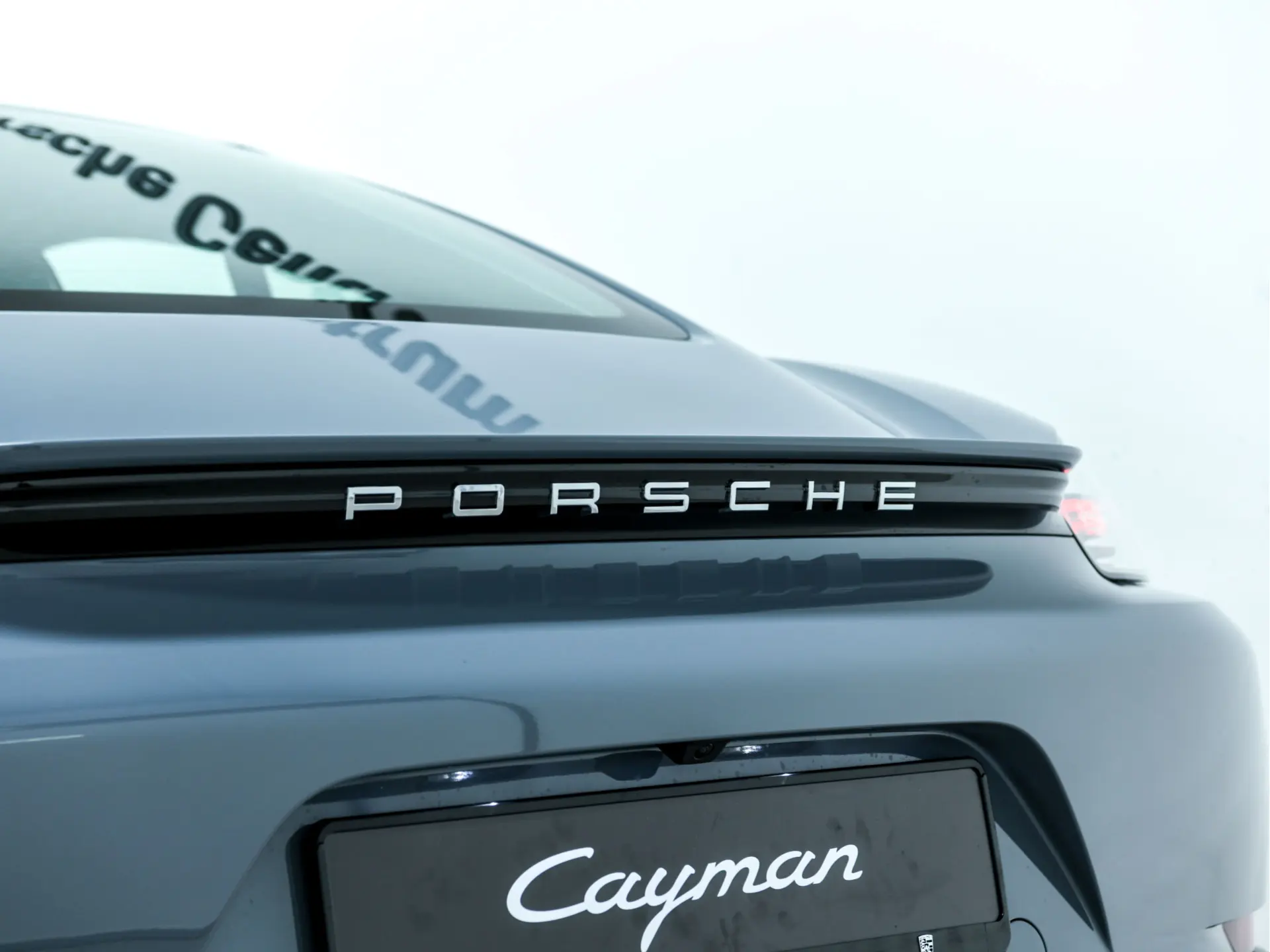 718 Cayman 
