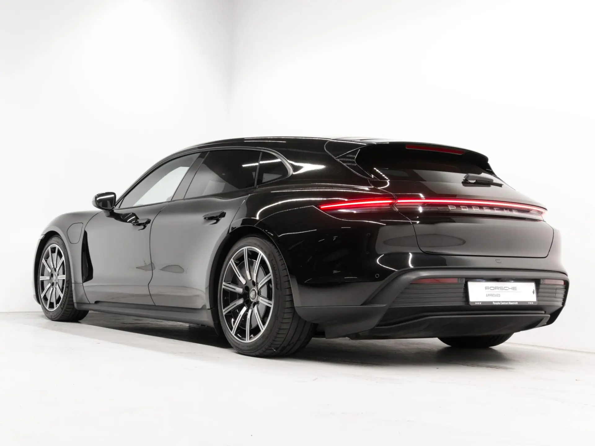 Taycan Sport Turismo Performance Accu Plus