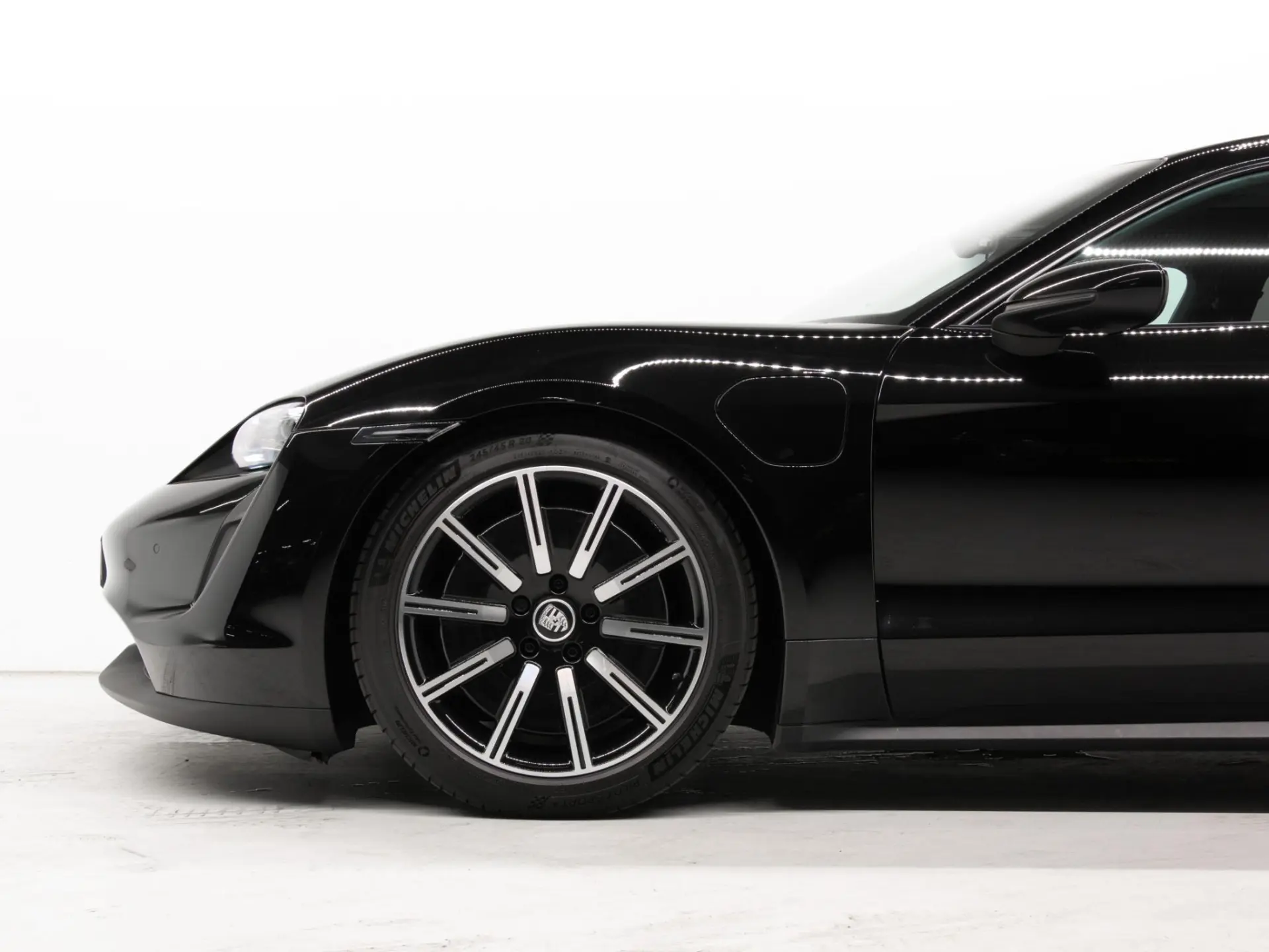 Taycan Sport Turismo Performance Accu Plus