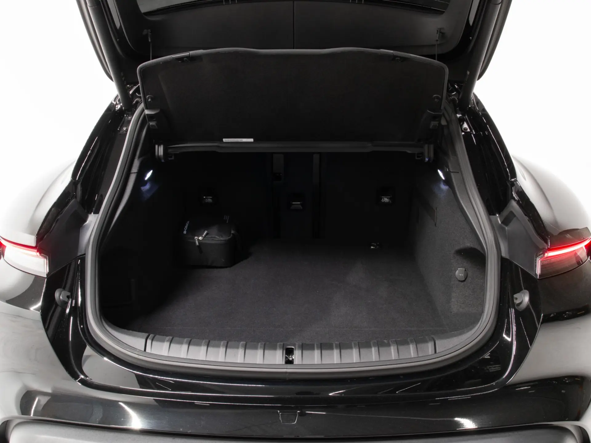 Taycan Sport Turismo Performance Accu Plus