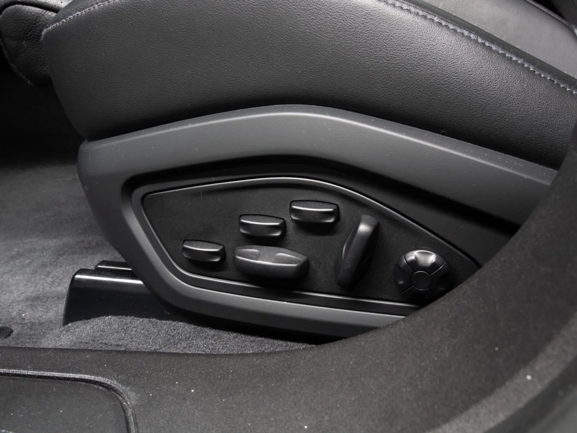 Taycan Sport Turismo Performance Accu Plus