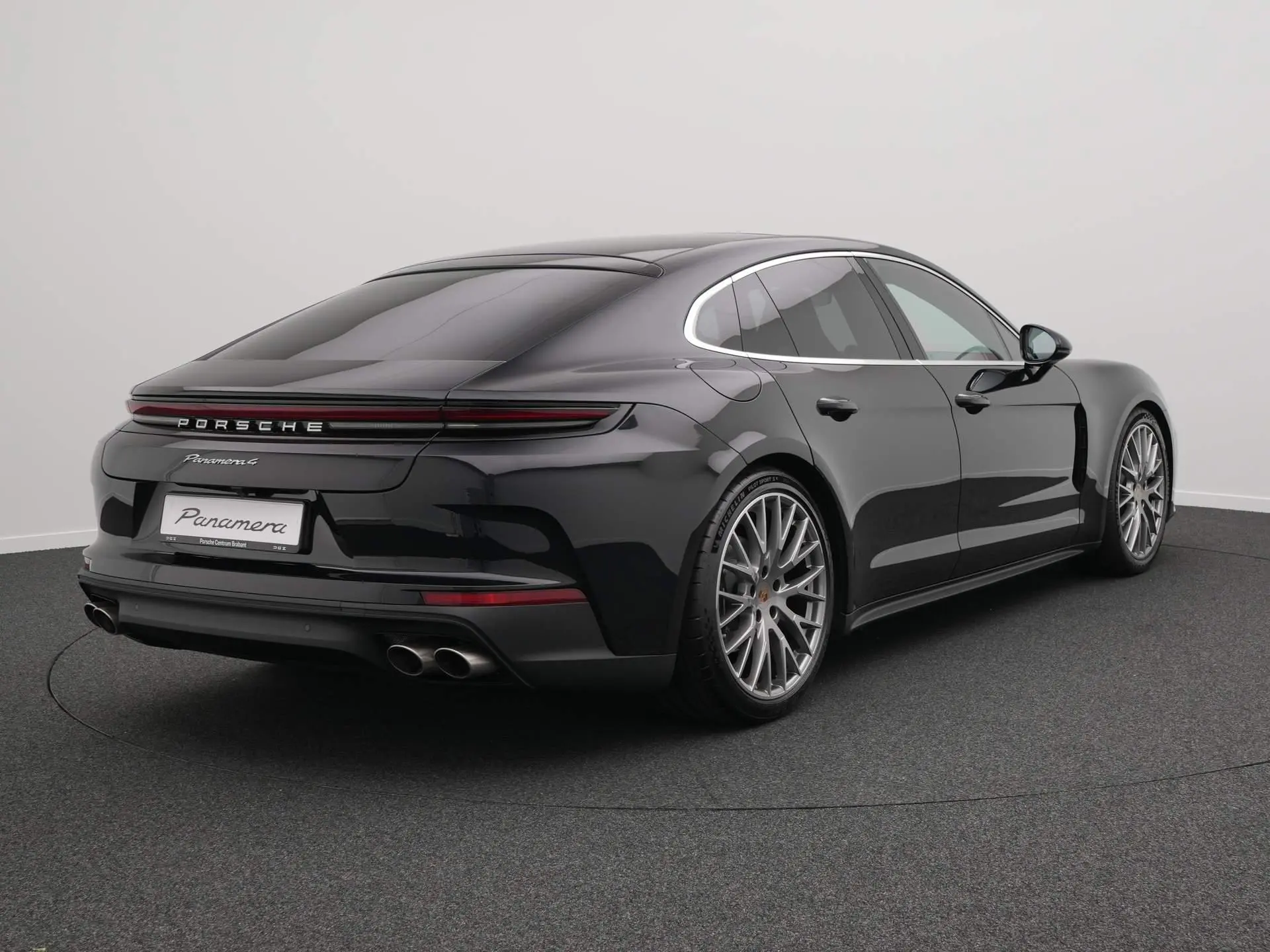 Panamera 4