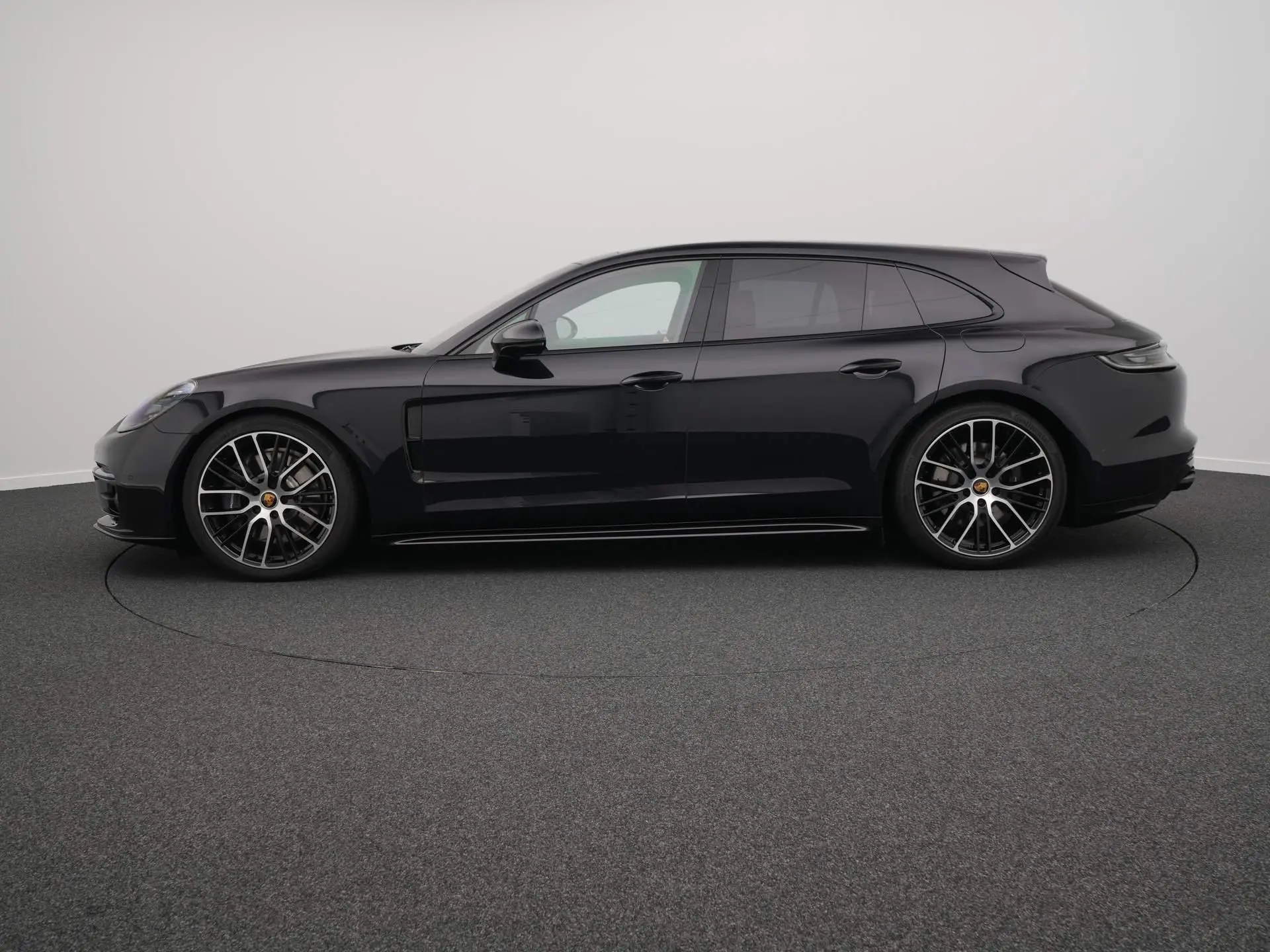 Panamera Sport Turismo 4 E-Hybrid Platinum Edition