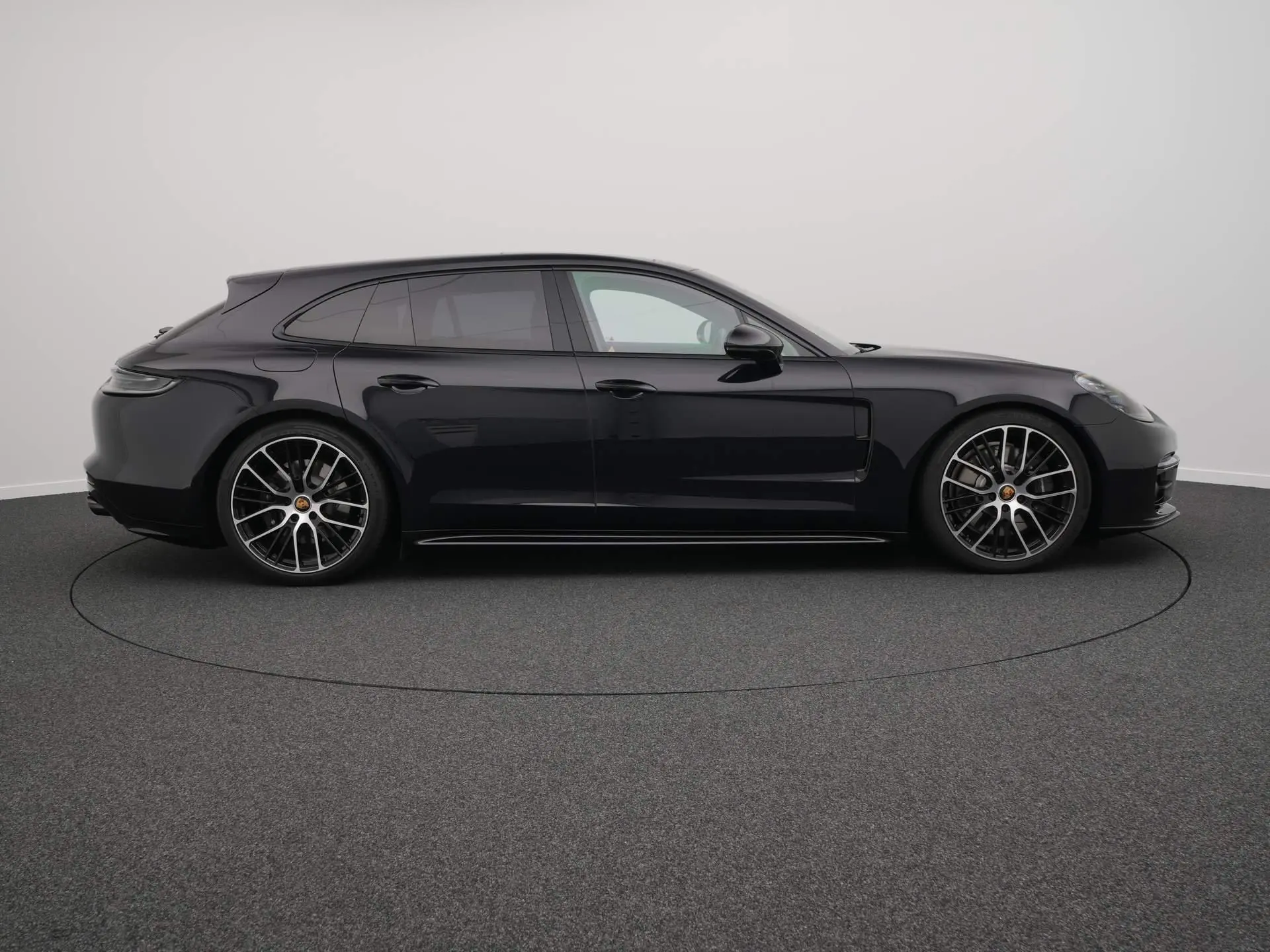 Panamera Sport Turismo 4 E-Hybrid Platinum Edition