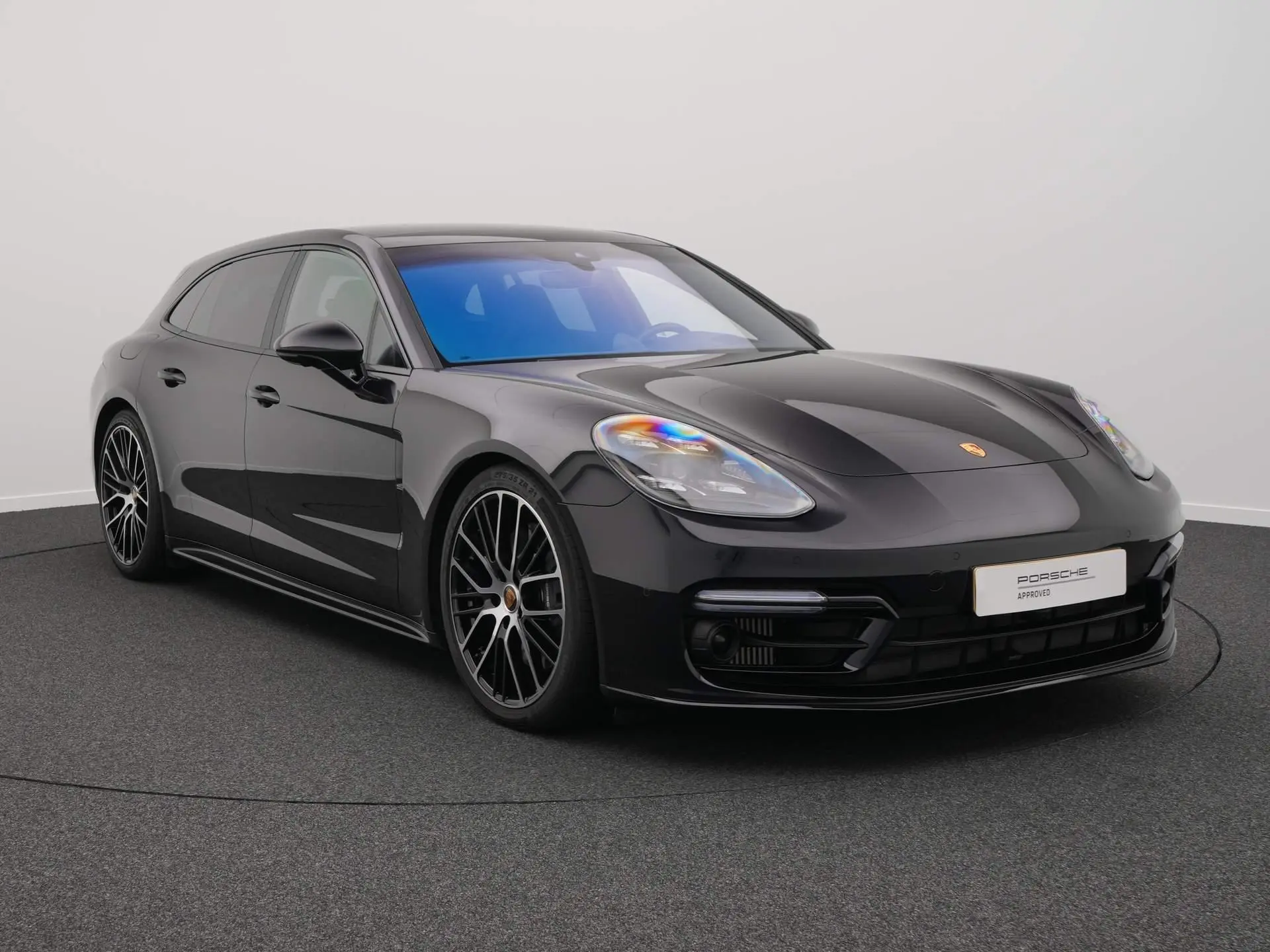 Panamera Sport Turismo 4 E-Hybrid Platinum Edition