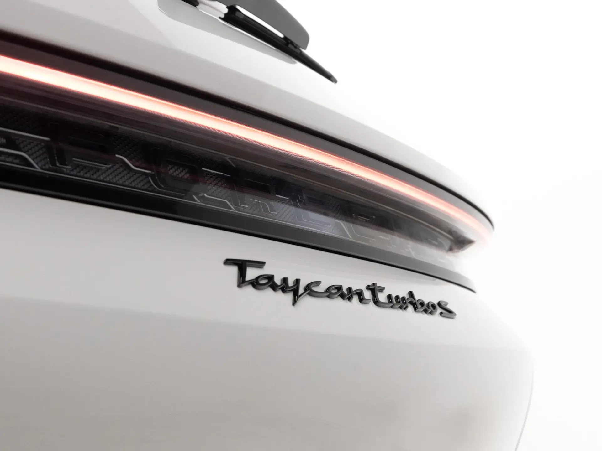 Taycan turbo s Sport Turismo