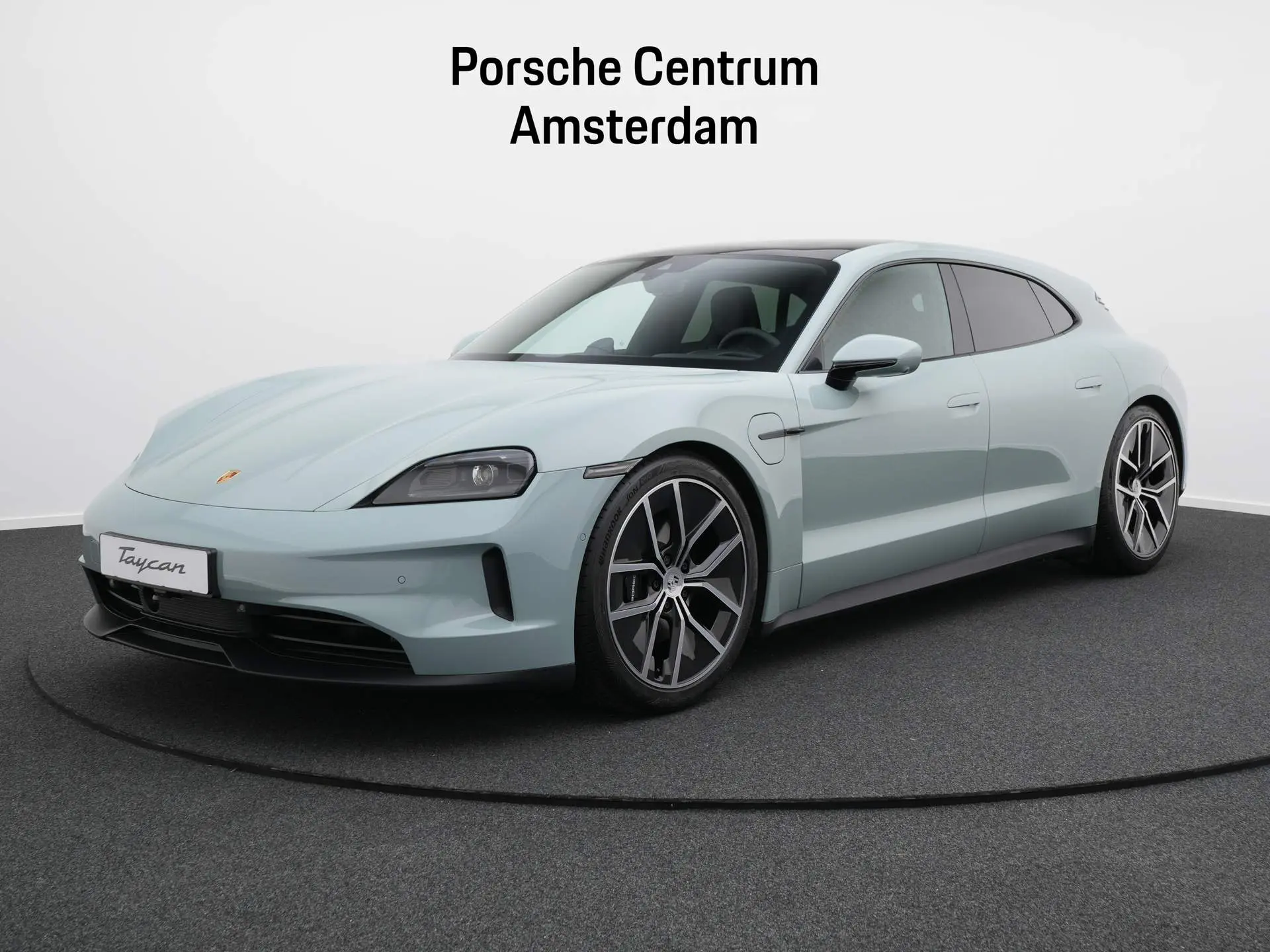 Taycan Sport Tursimo