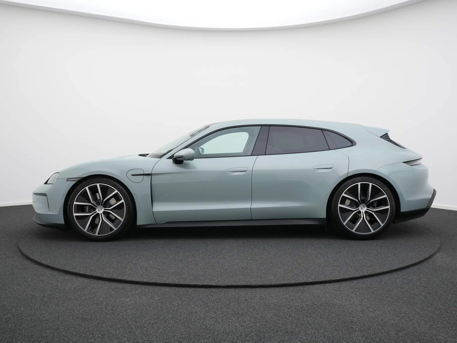 Taycan Sport Tursimo