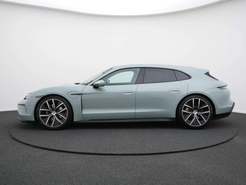 Porsche Taycan Sport Tursimo