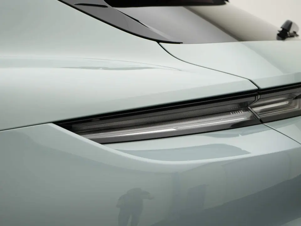 Taycan Sport Tursimo