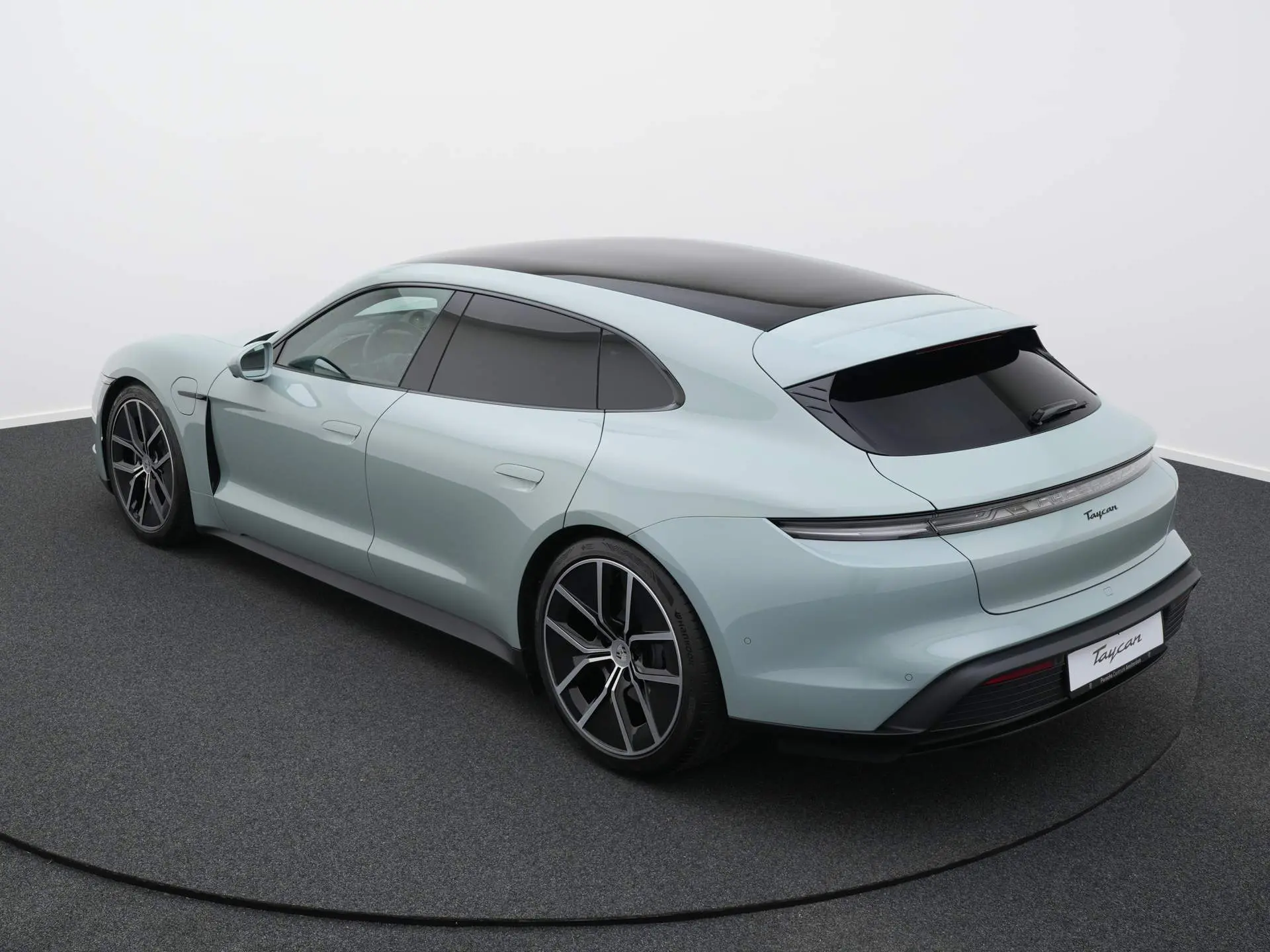 Taycan Sport Tursimo