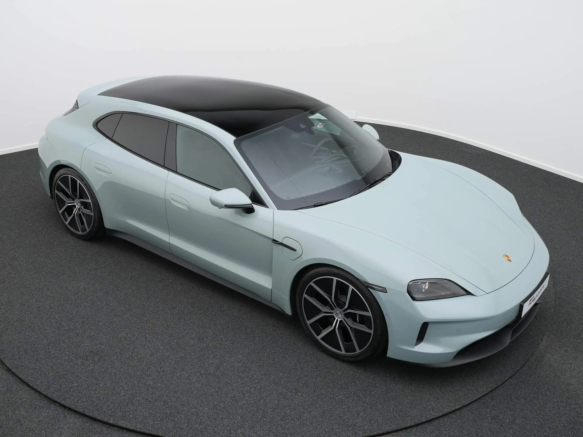 Taycan Sport Tursimo