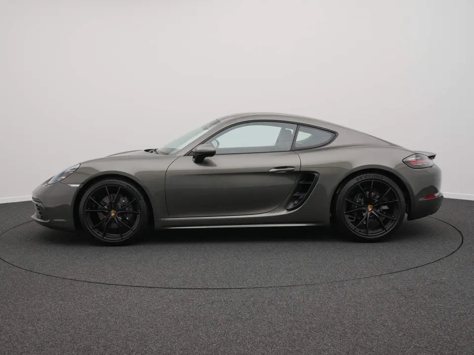 Porsche 718 Cayman
