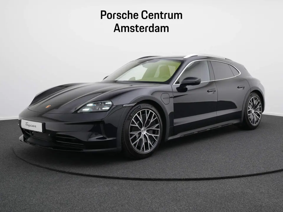 Porsche Taycan 4 Cross Turismo