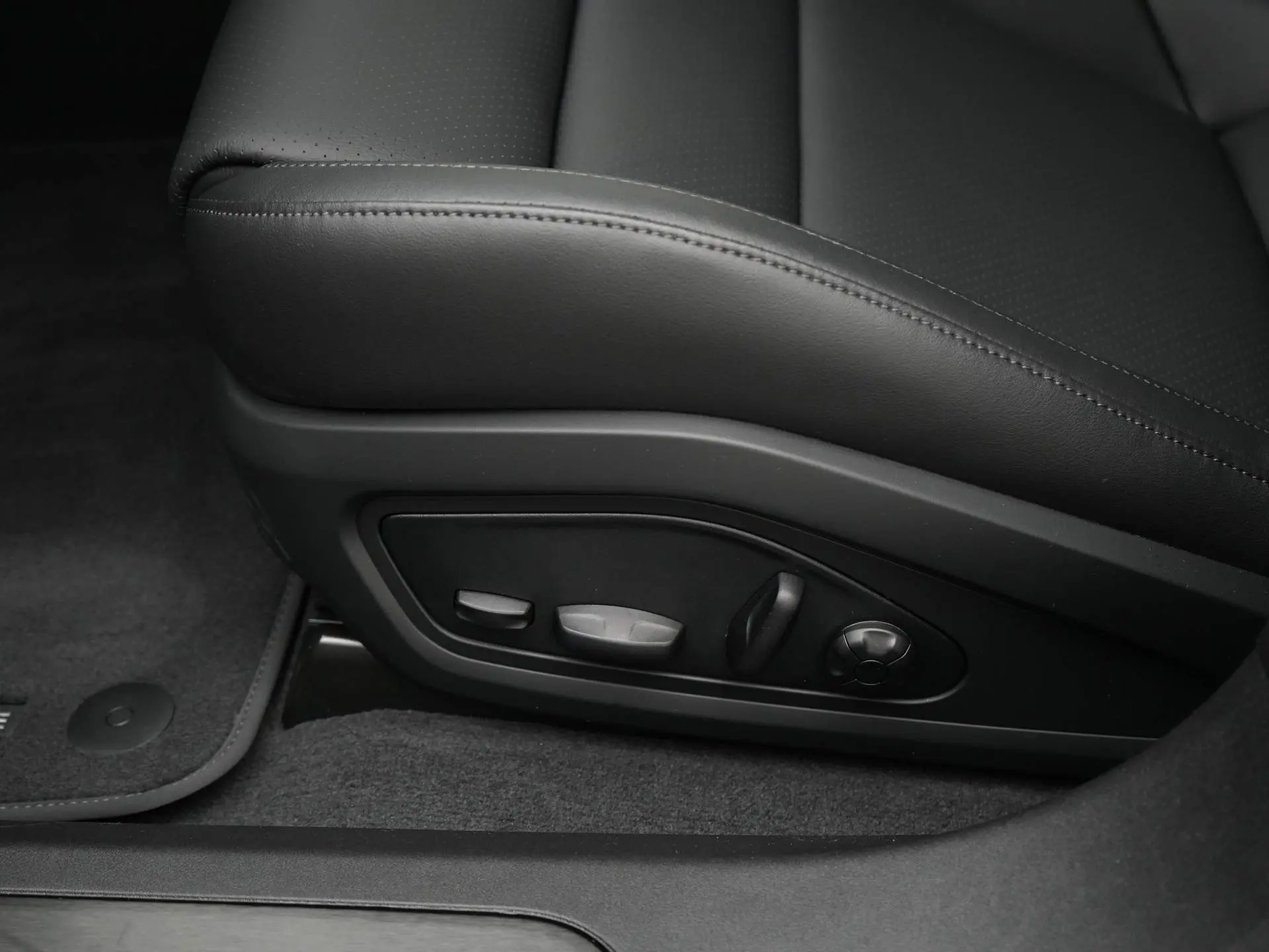 Taycan 4 Cross Turismo