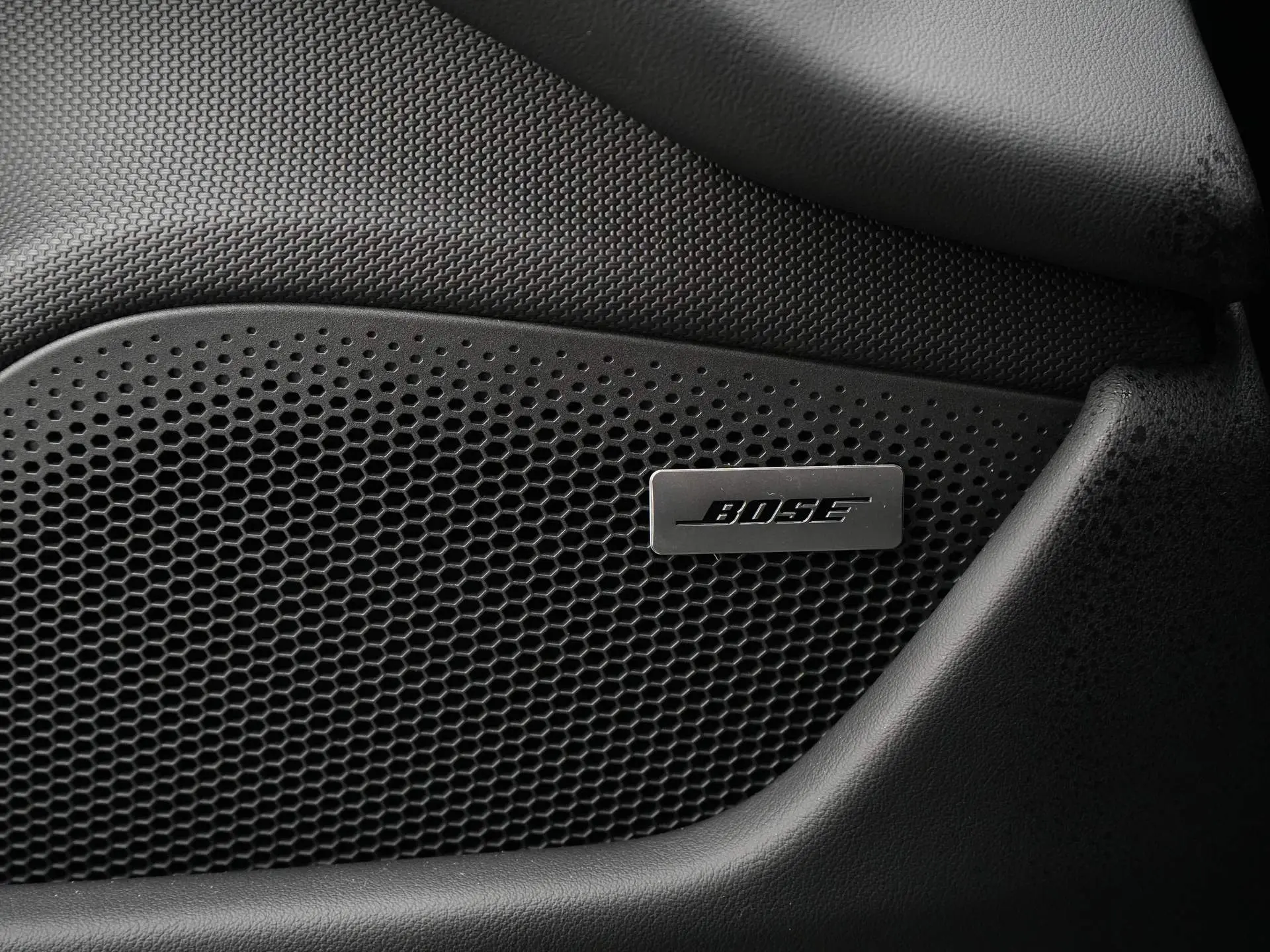 Taycan 4 Cross Turismo