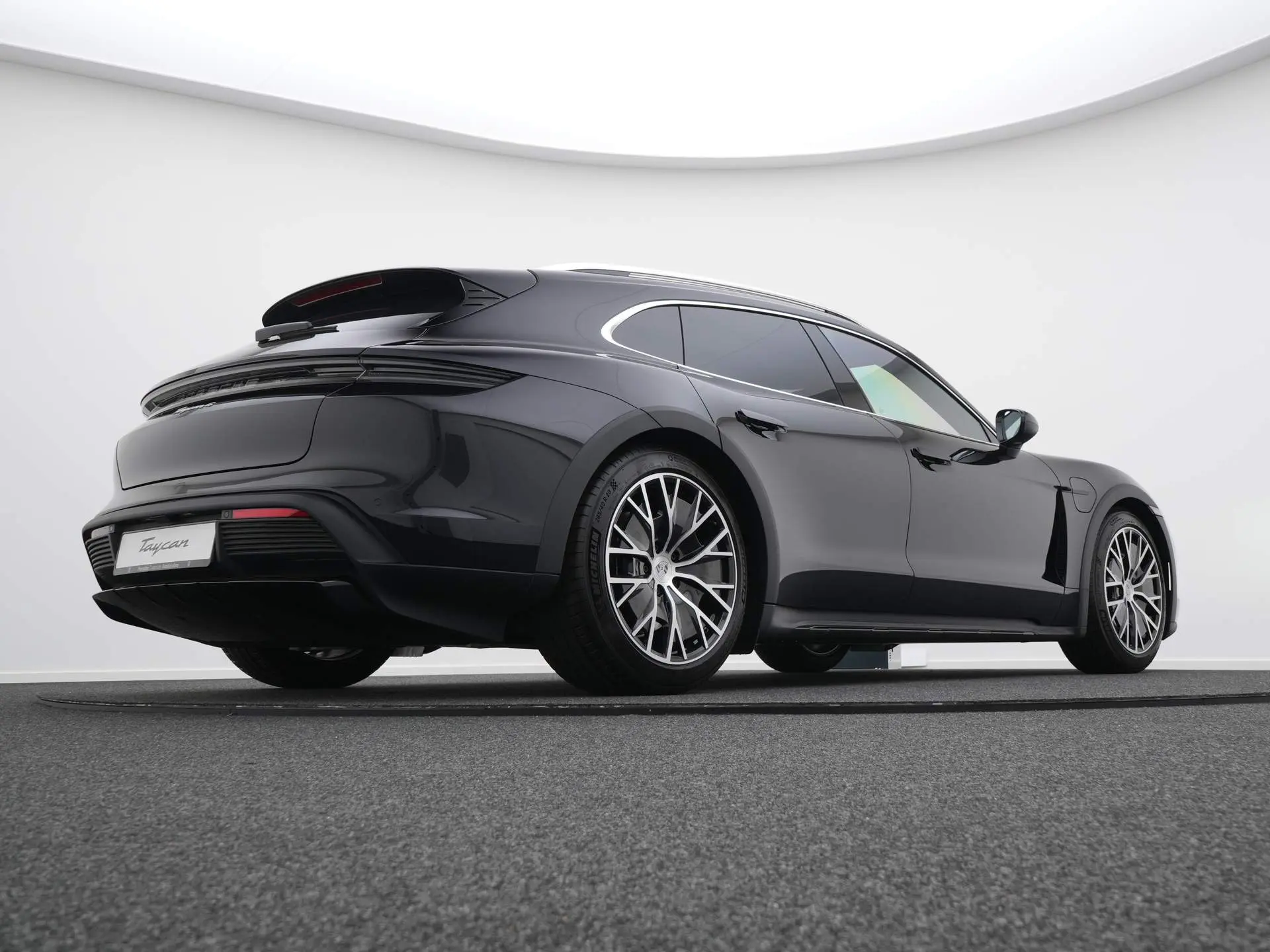 Taycan 4 Cross Turismo