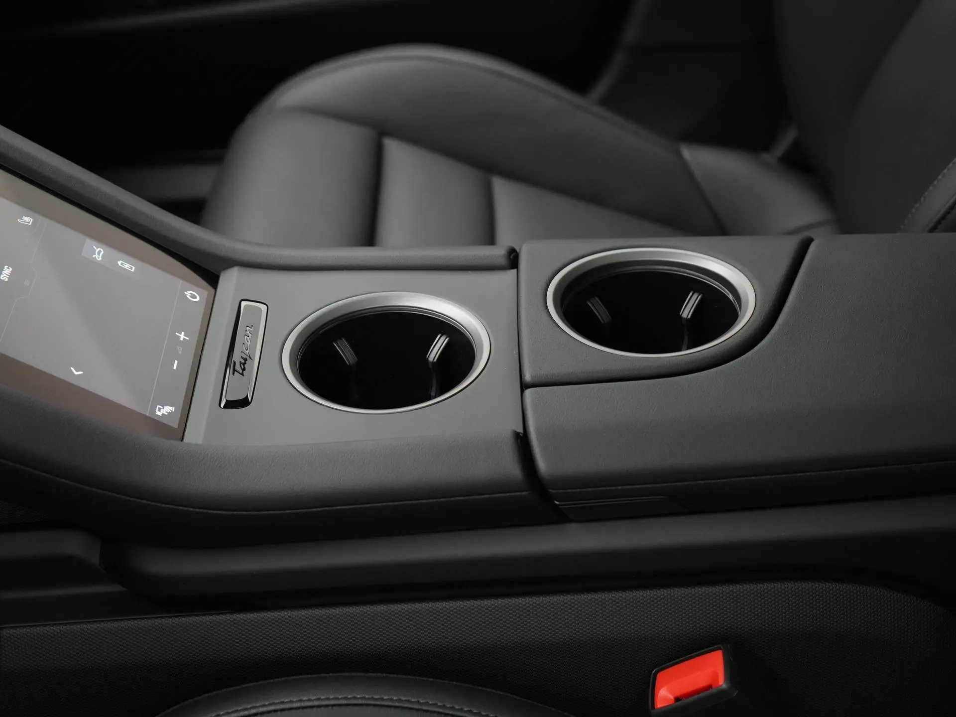 Taycan 4 Cross Turismo