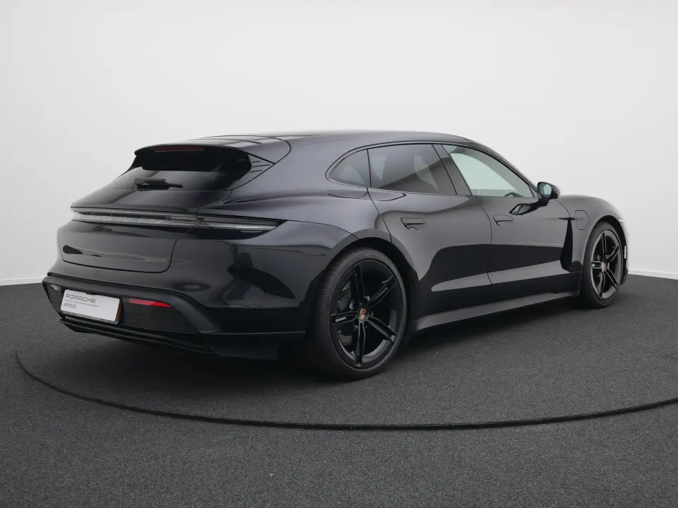 Porsche Taycan Sport Tursimo