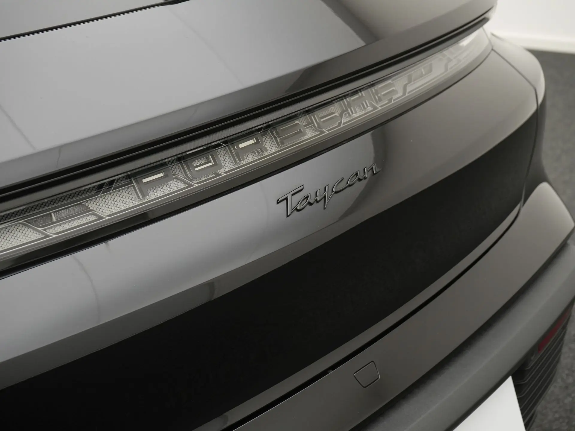 Taycan Sport Tursimo