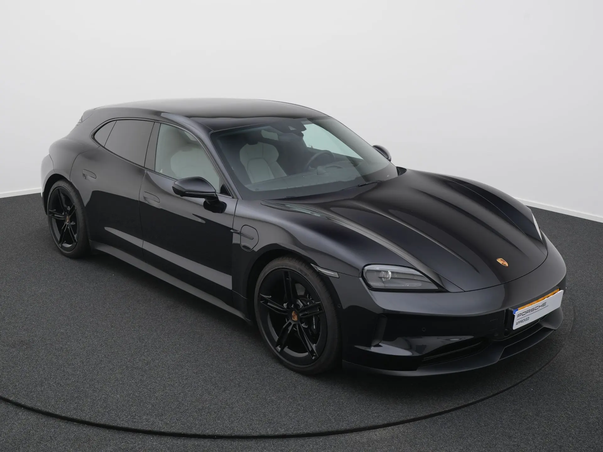 Taycan Sport Tursimo