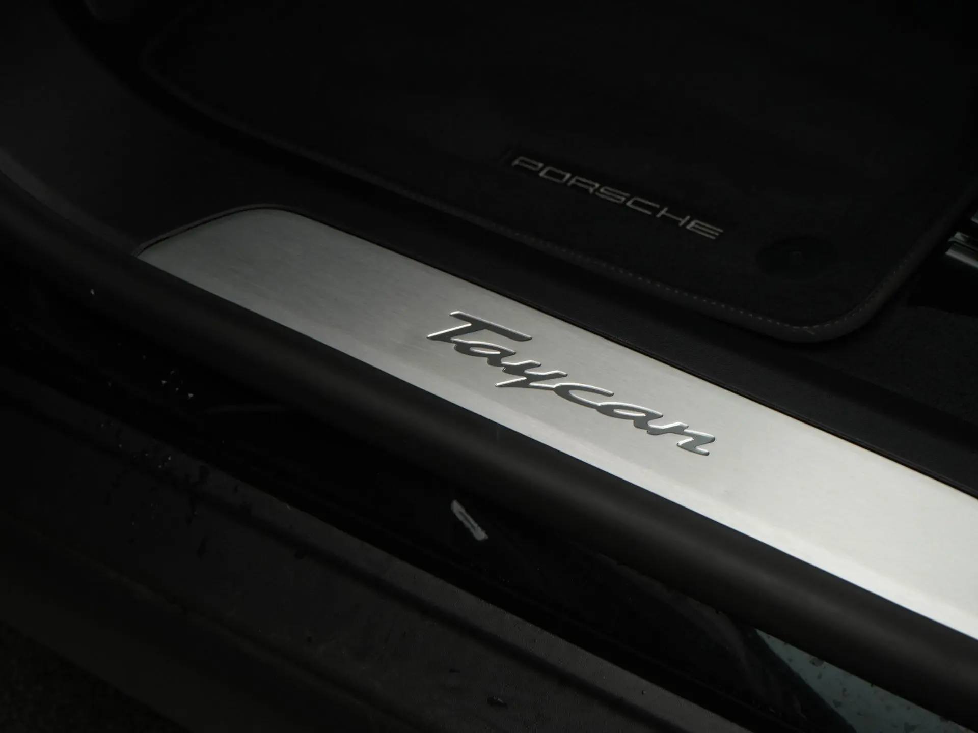 Taycan Sport Tursimo