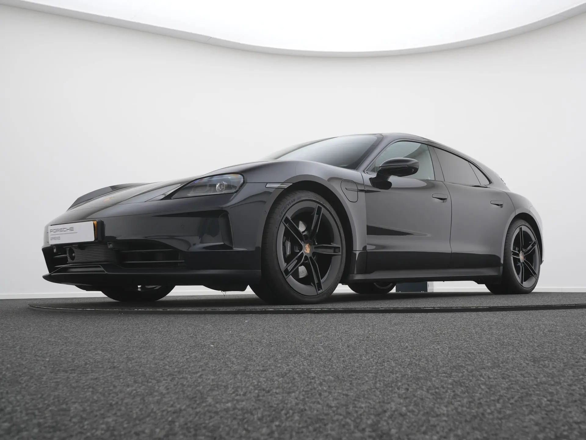 Taycan Sport Tursimo