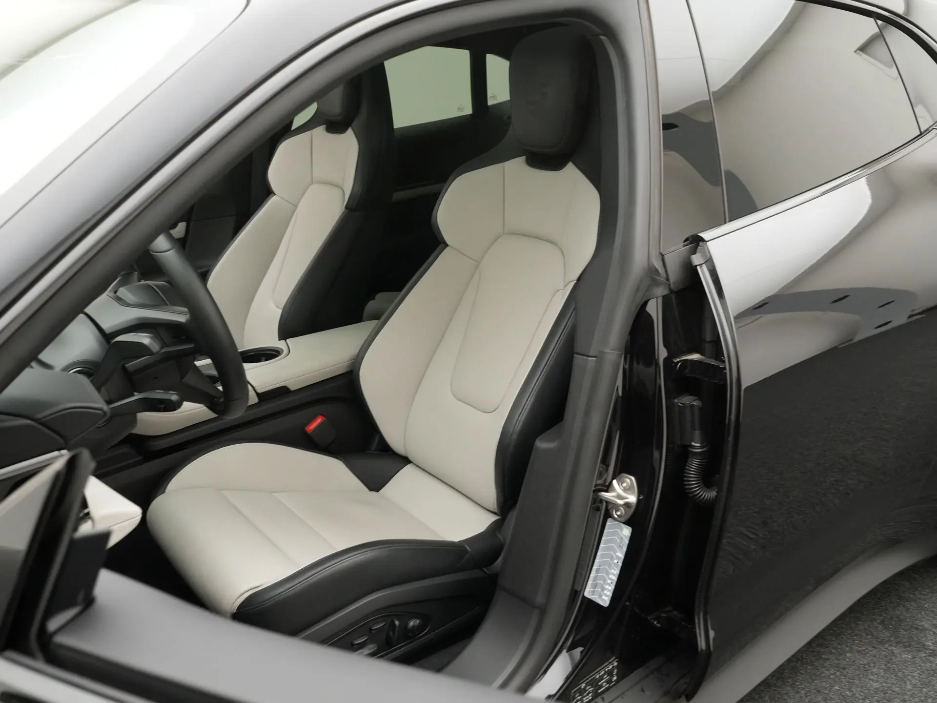 Taycan Sport Tursimo