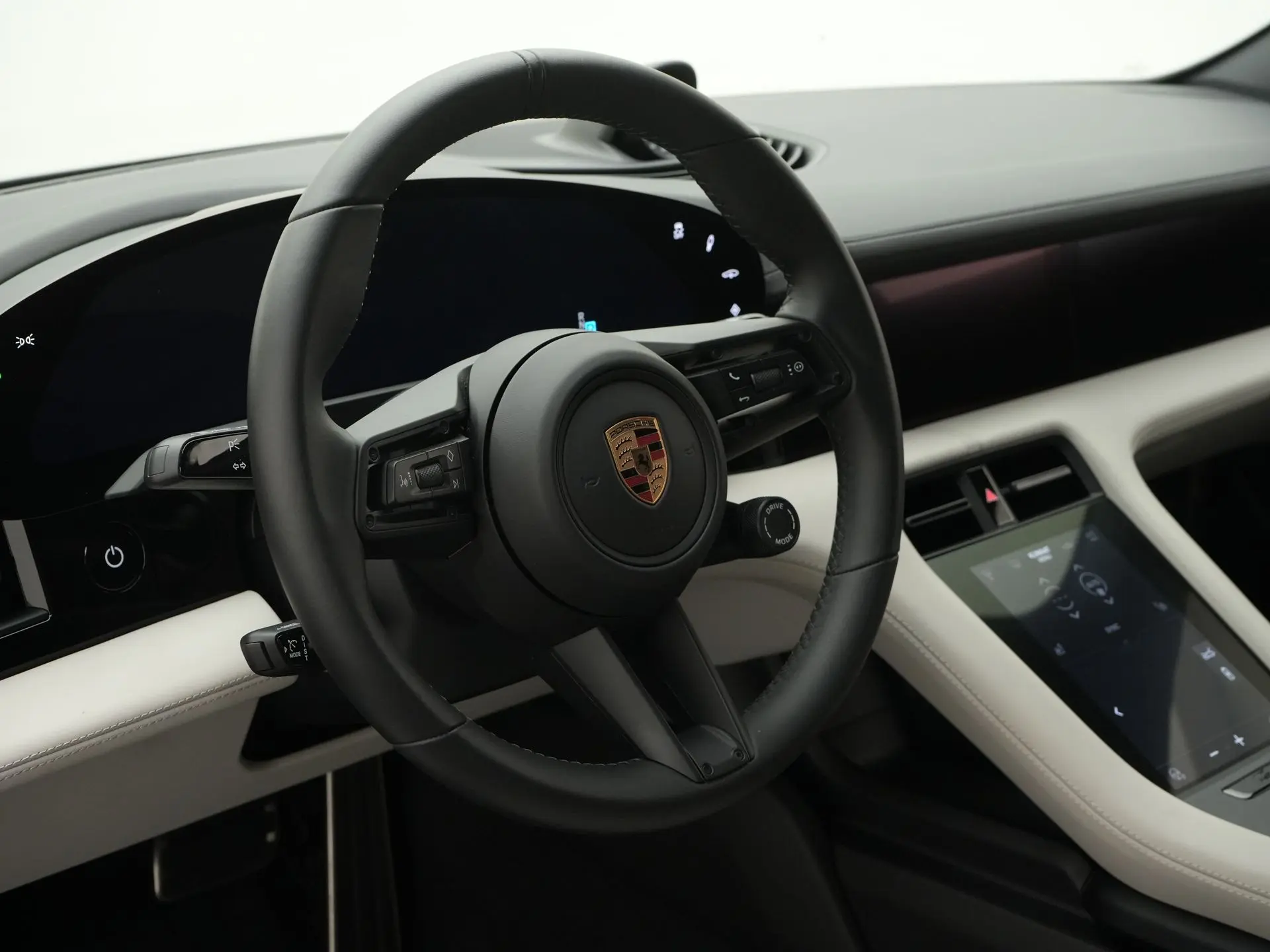 Taycan Sport Tursimo