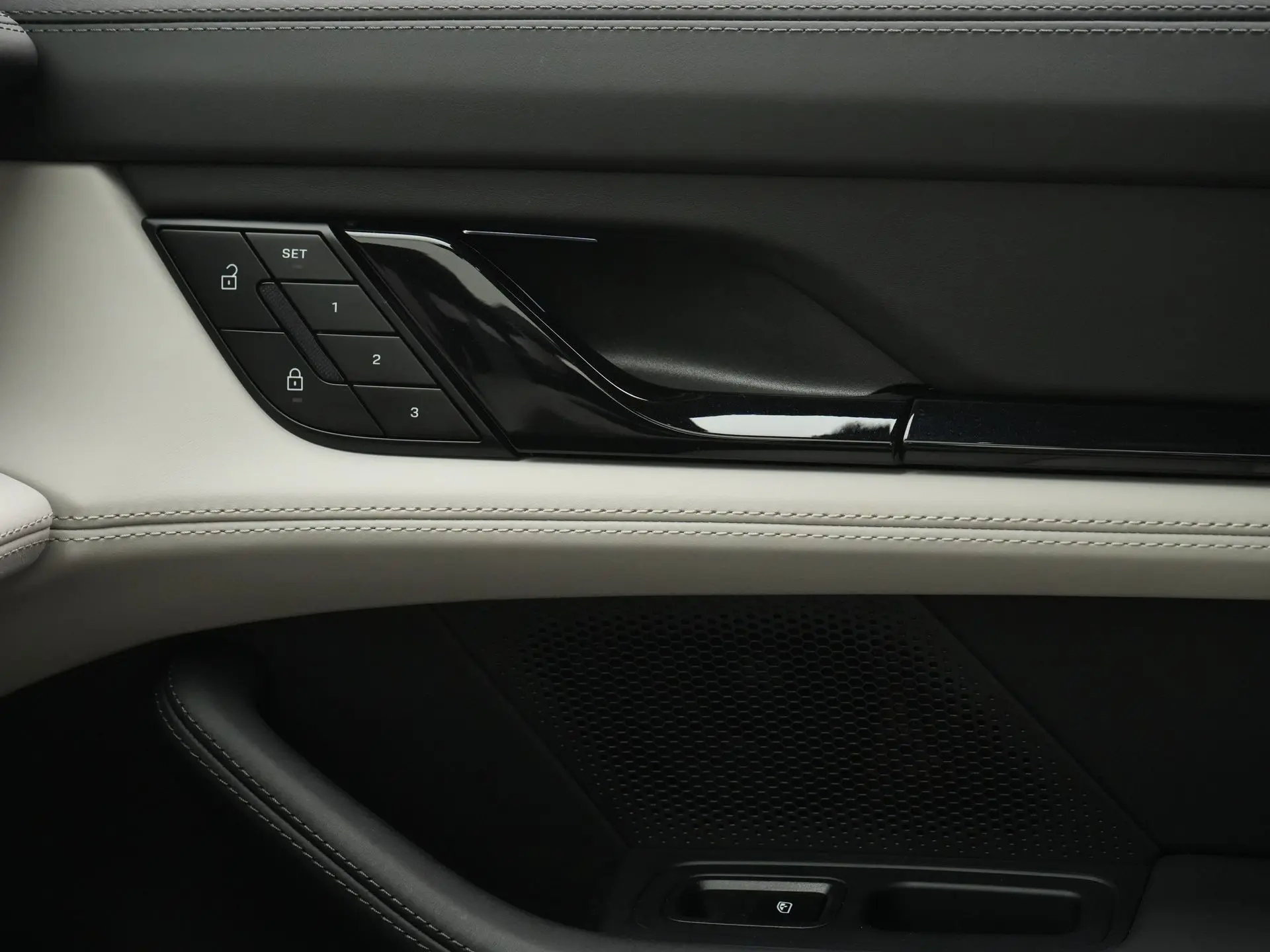 Taycan Sport Tursimo