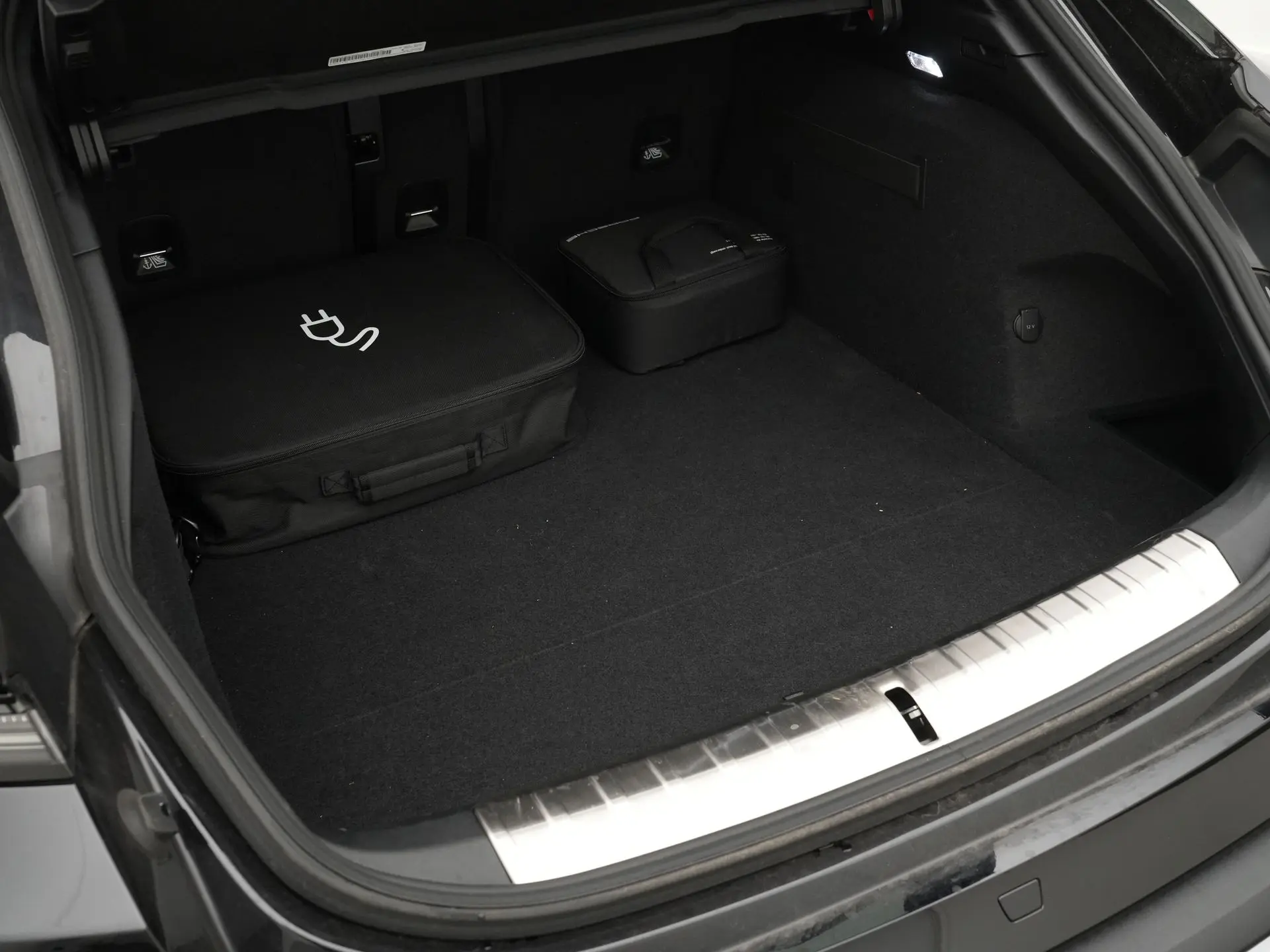 Taycan Sport Tursimo