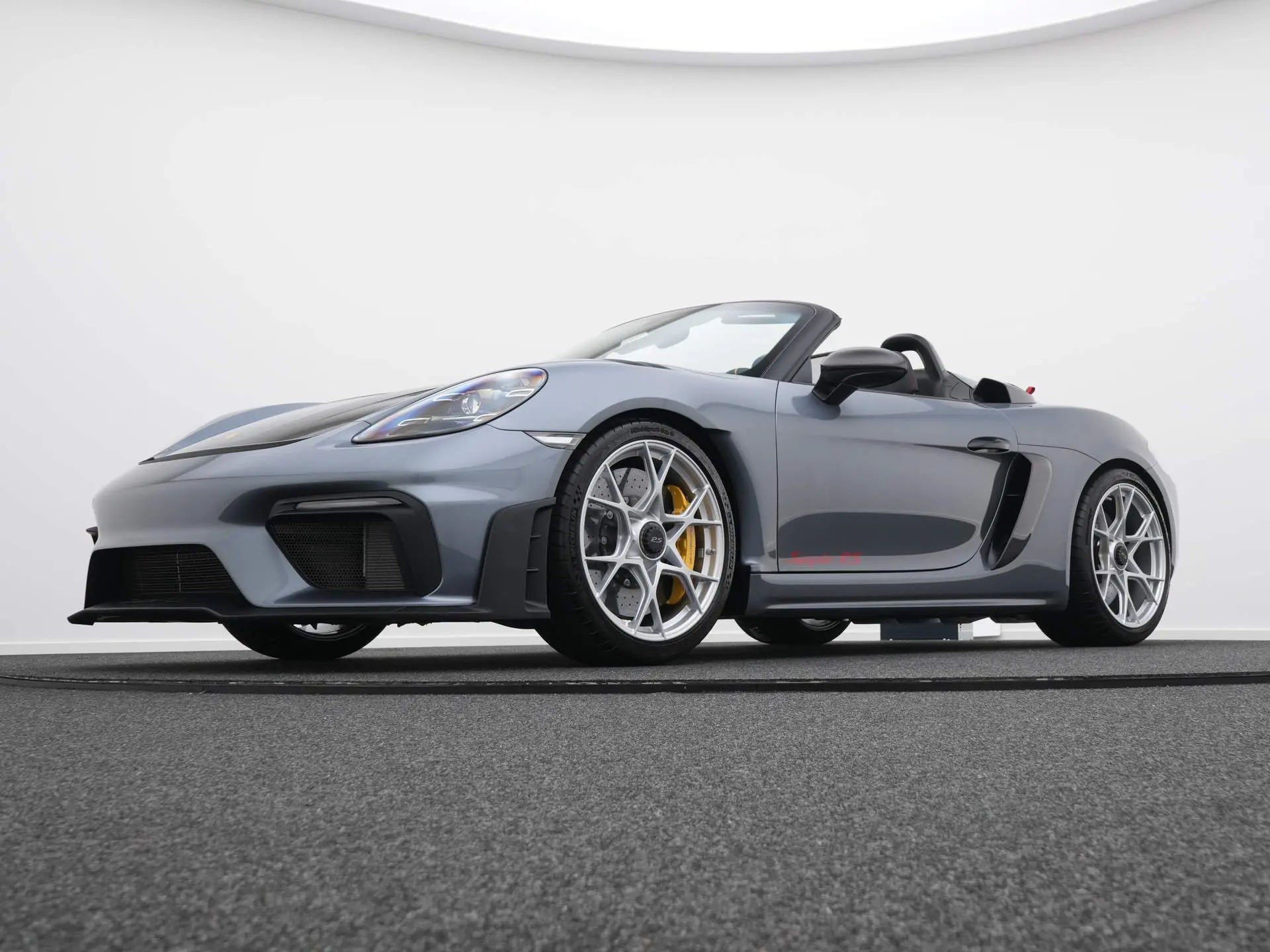 718 Spyder RS