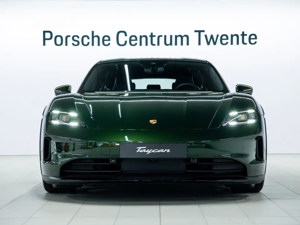 Porsche Taycan 4 Cross Turismo