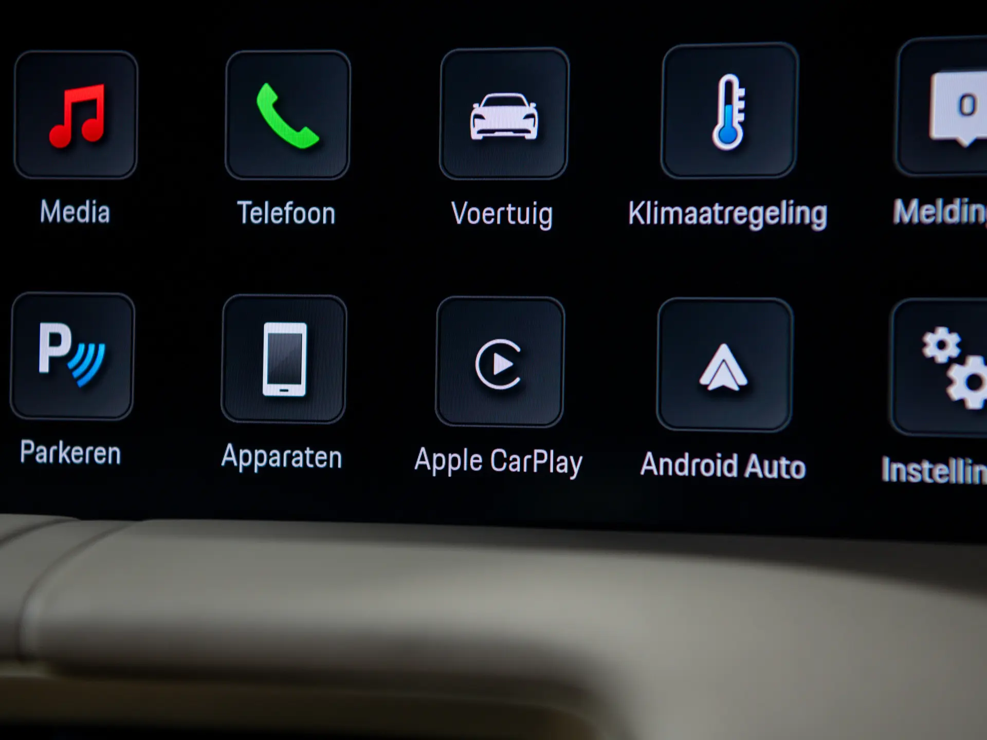 Taycan 4 Cross Turismo