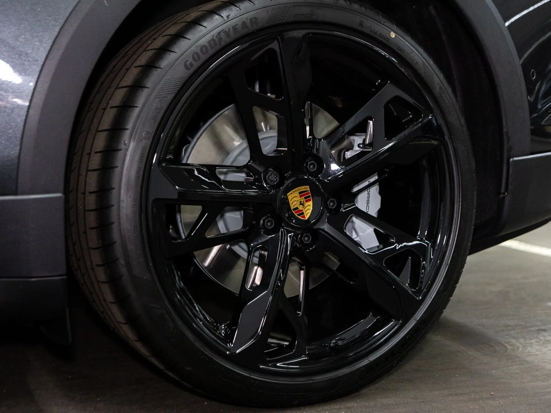 Taycan 4 Cross Turismo