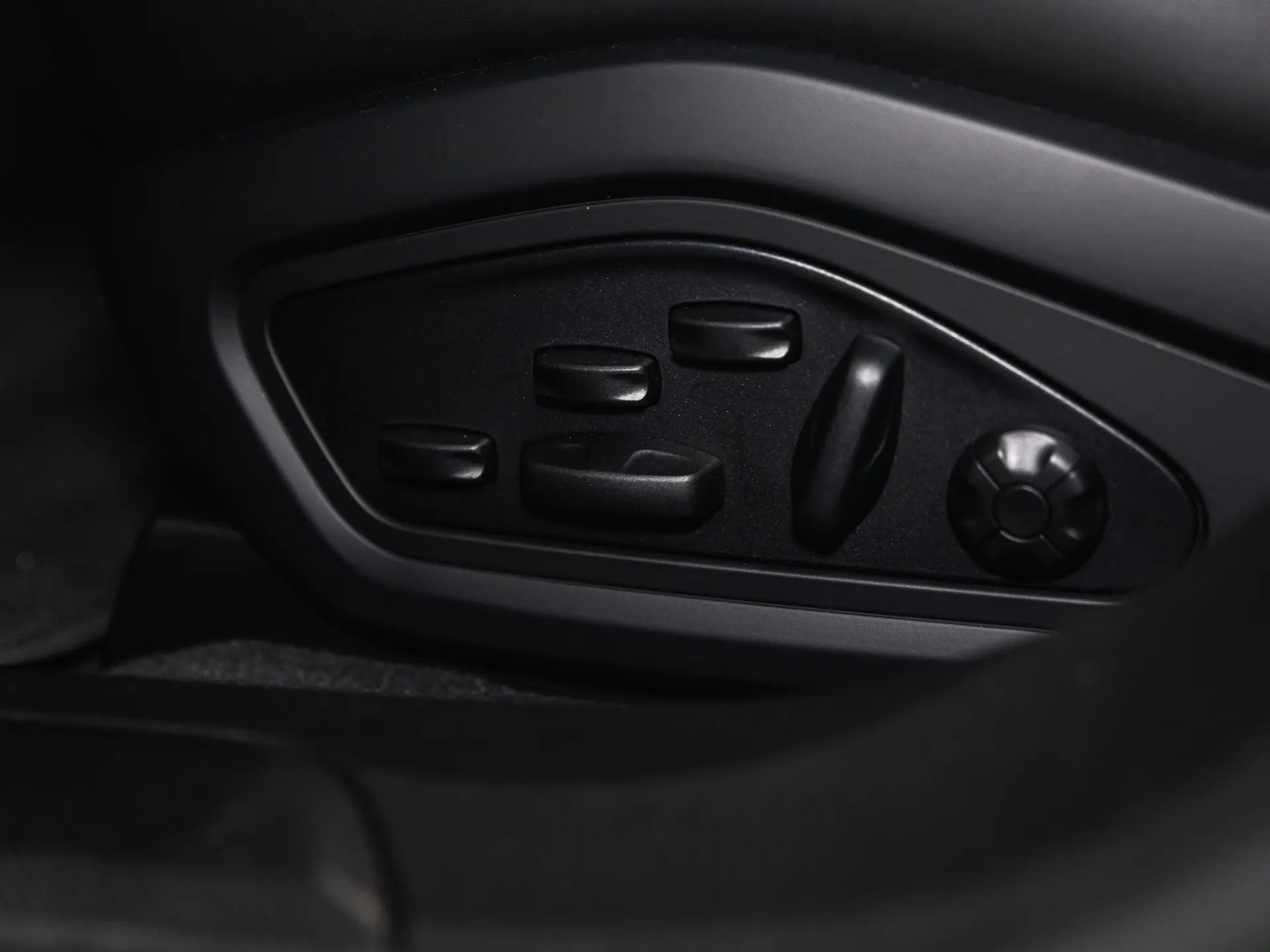 Taycan 4 Cross Turismo