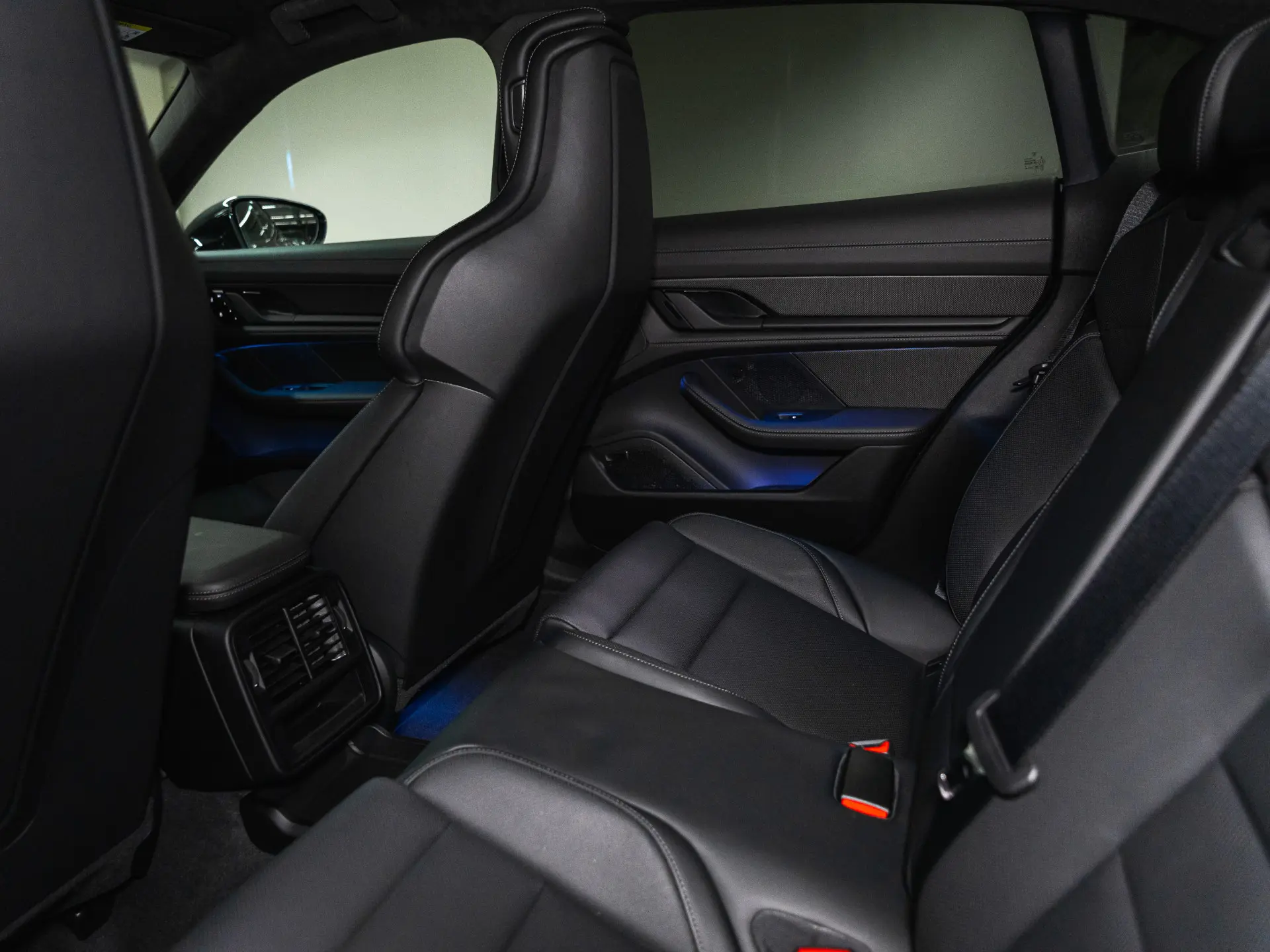 Taycan 4 Cross Turismo