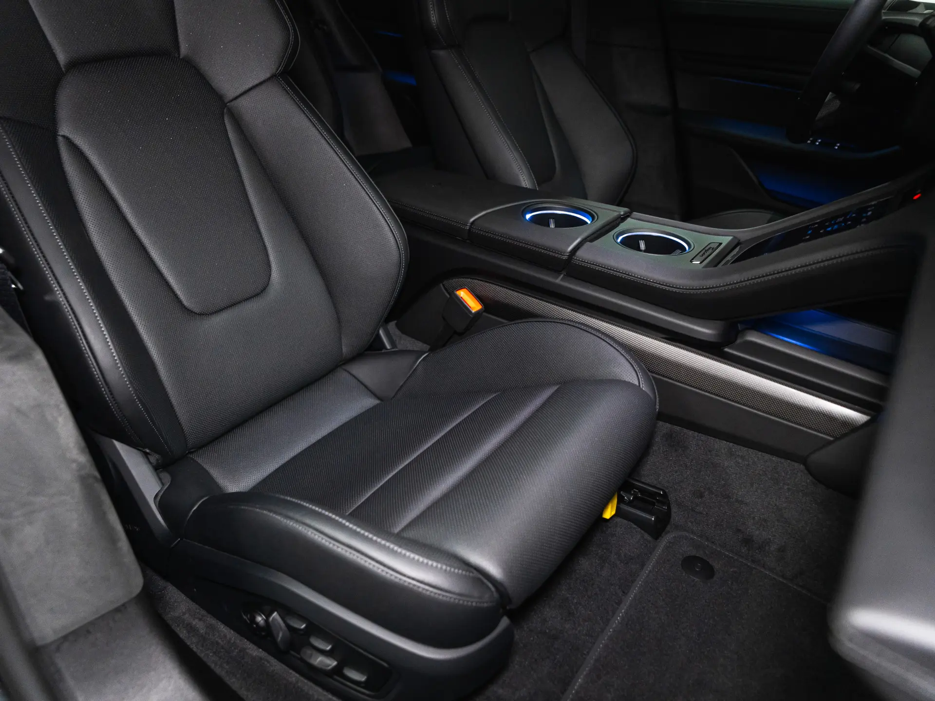 Taycan 4 Cross Turismo