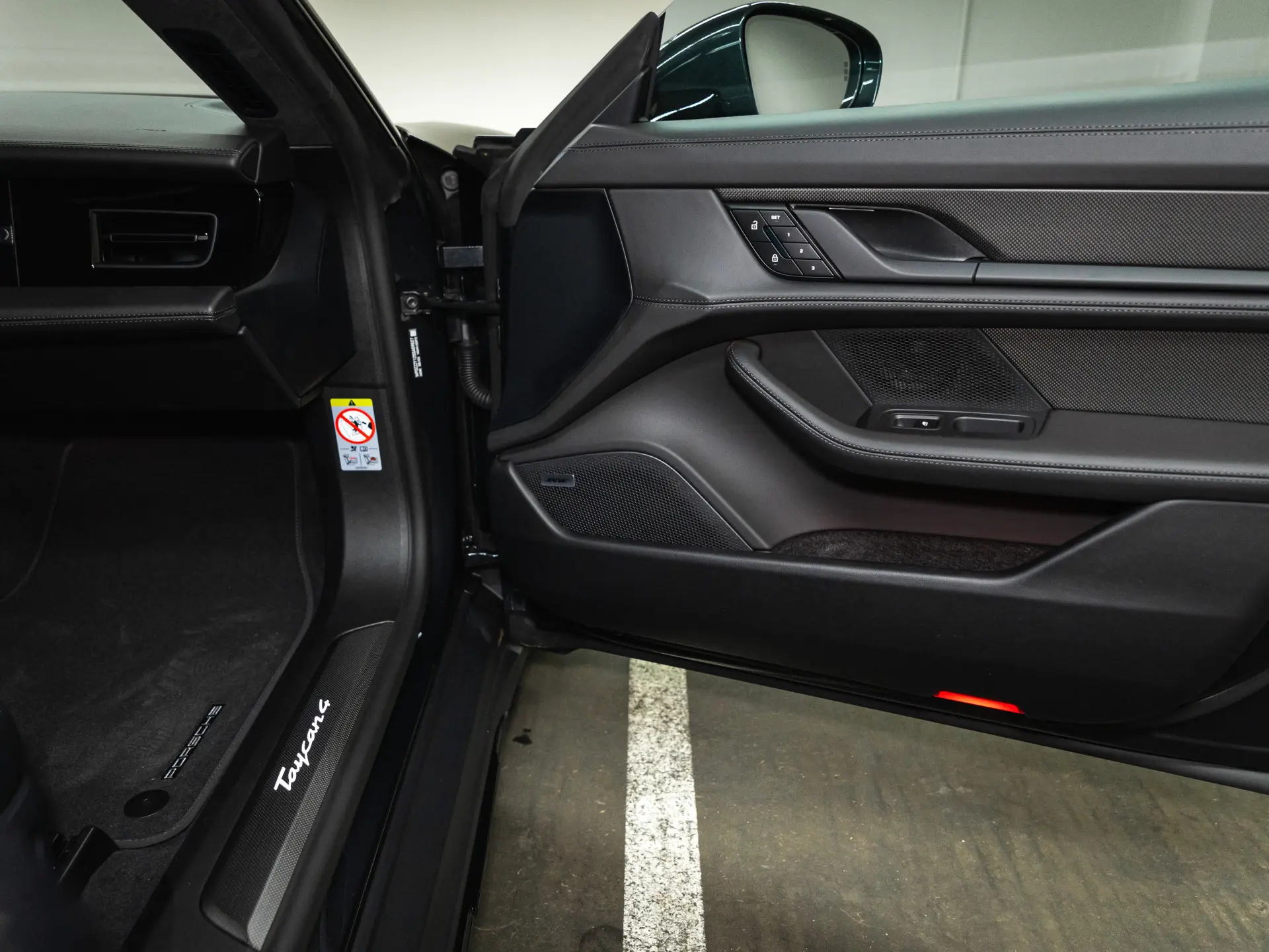 Taycan 4 Cross Turismo