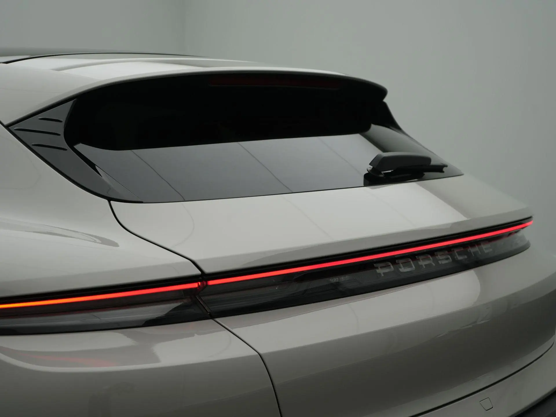 Taycan Sport Turismo 