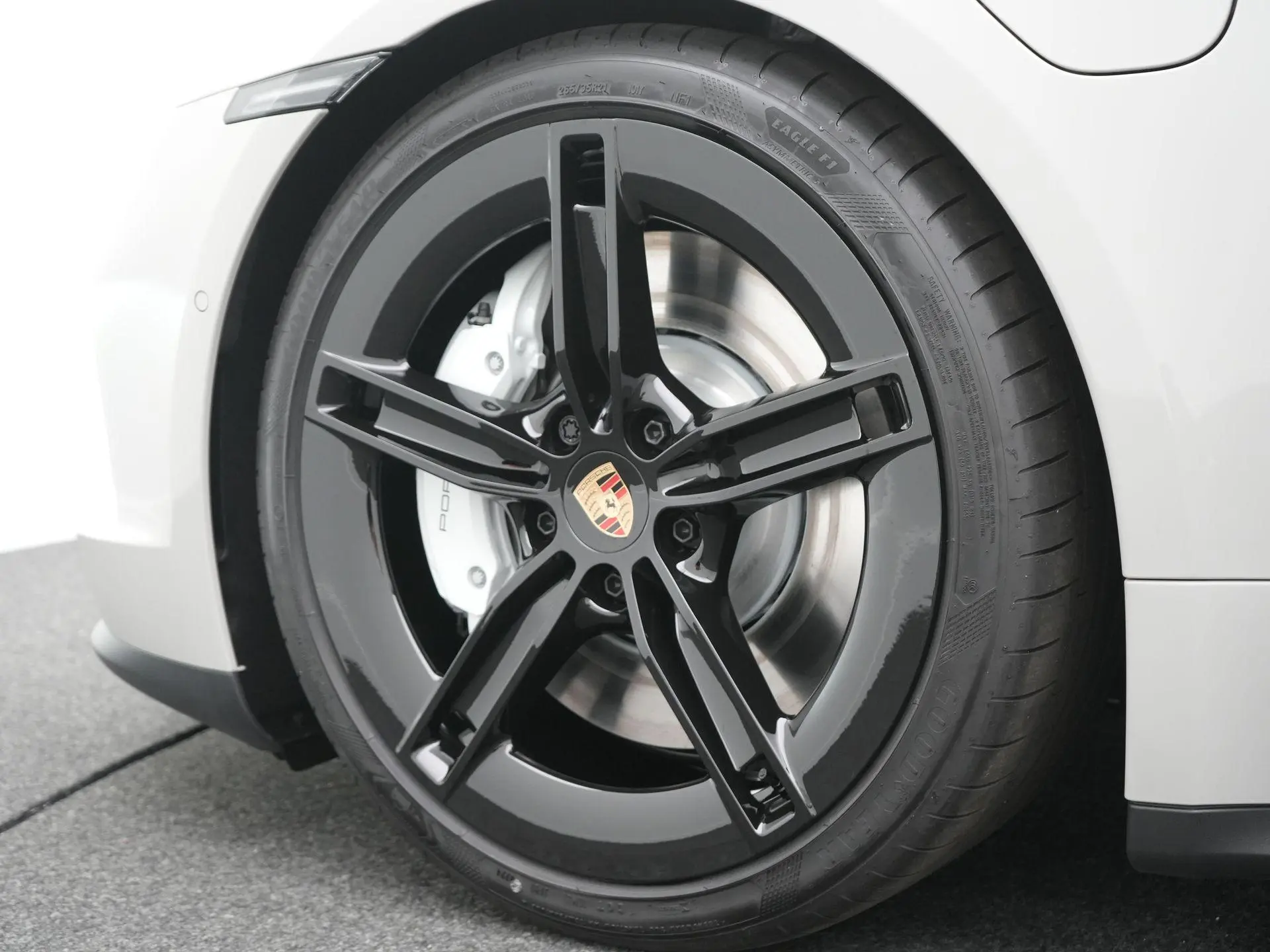 Taycan Sport Turismo 