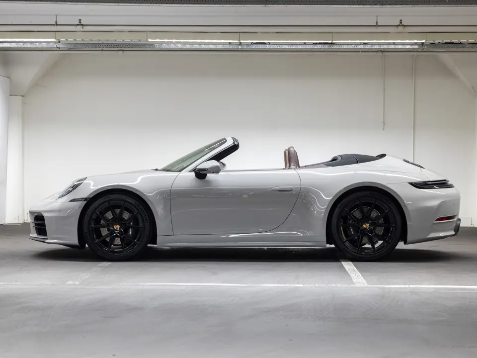 Porsche 911 Carrera Cabriolet