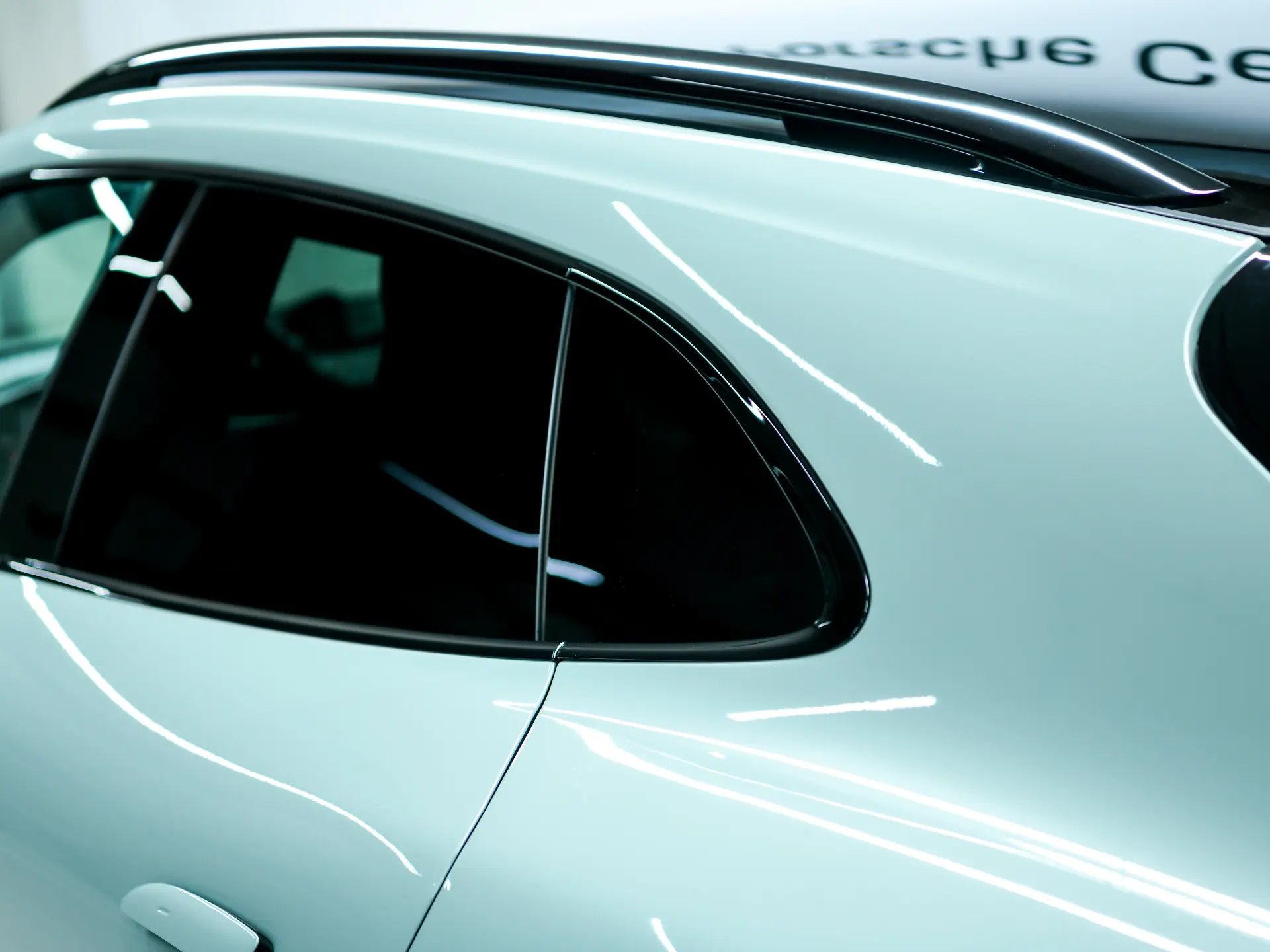 Taycan 4S Cross Turismo