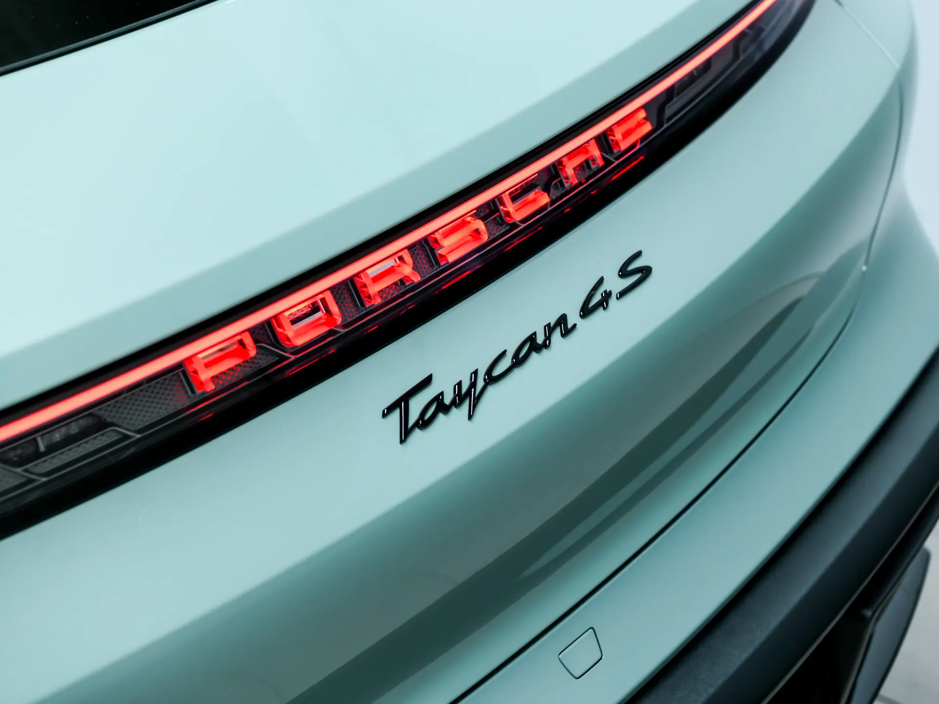 Taycan 4S Cross Turismo