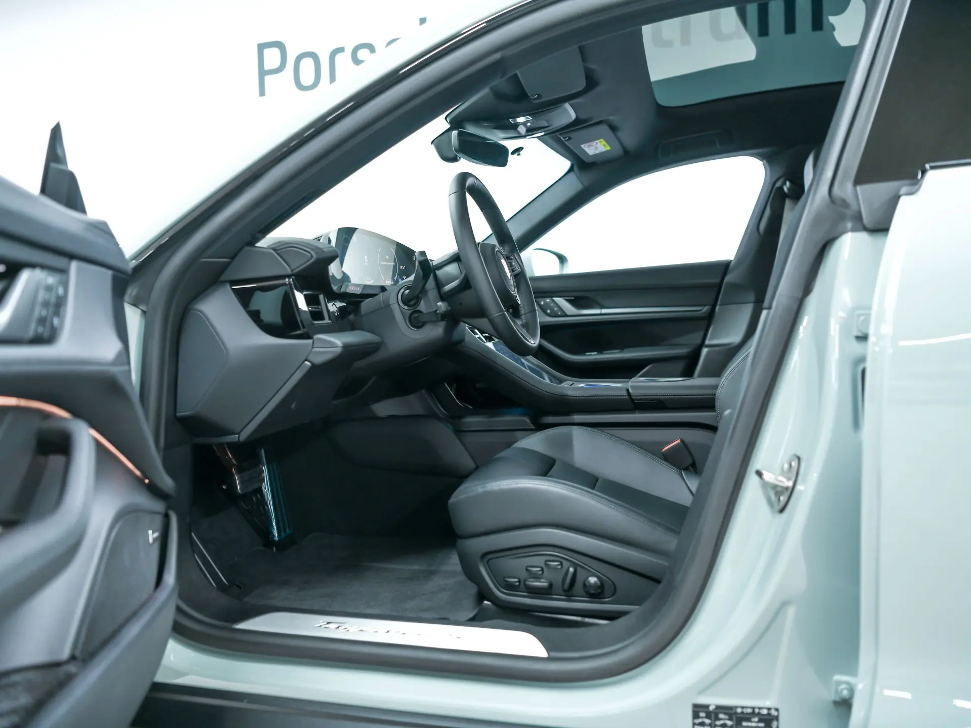 Taycan 4S Cross Turismo