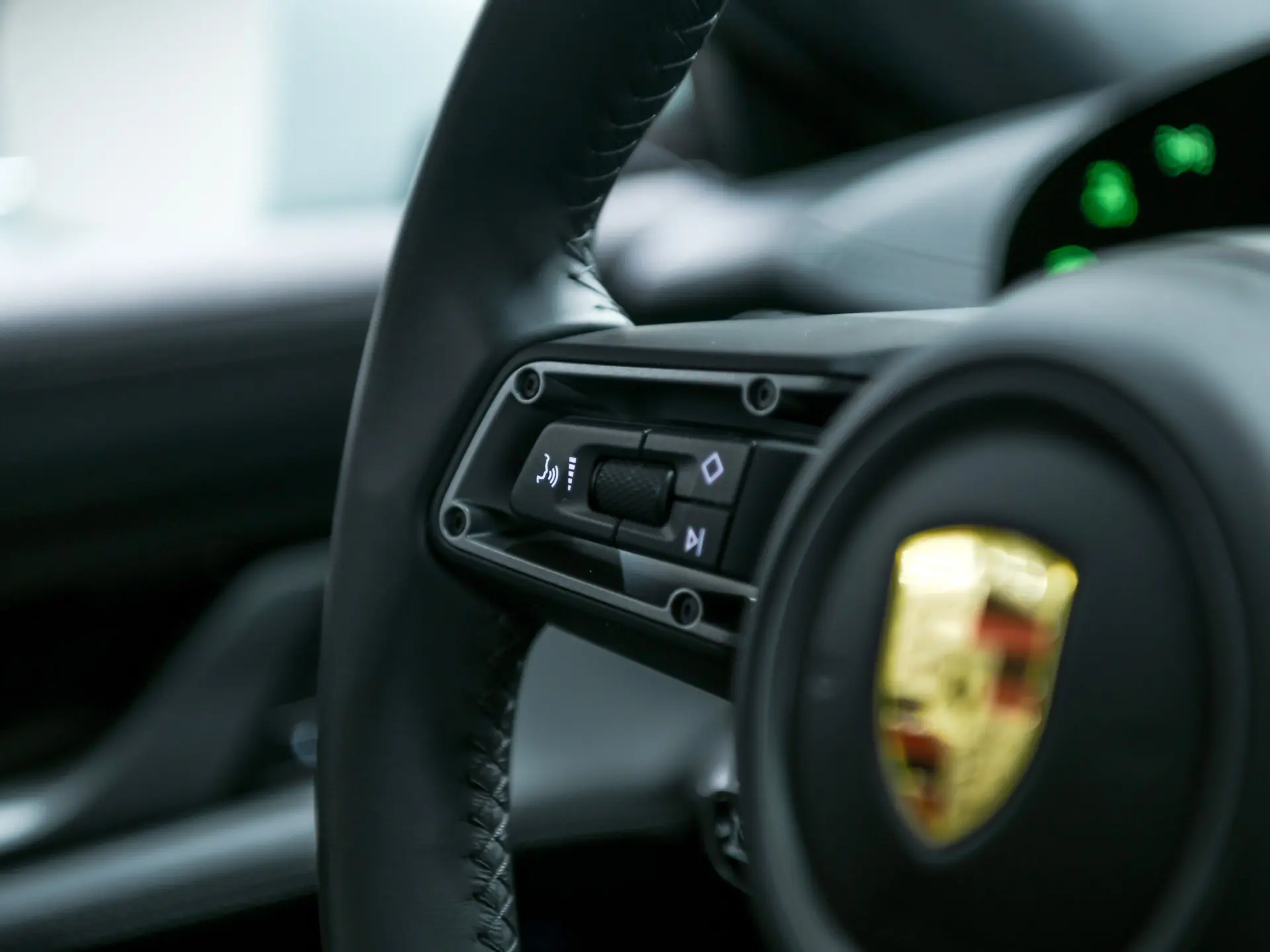 Taycan 4S Cross Turismo