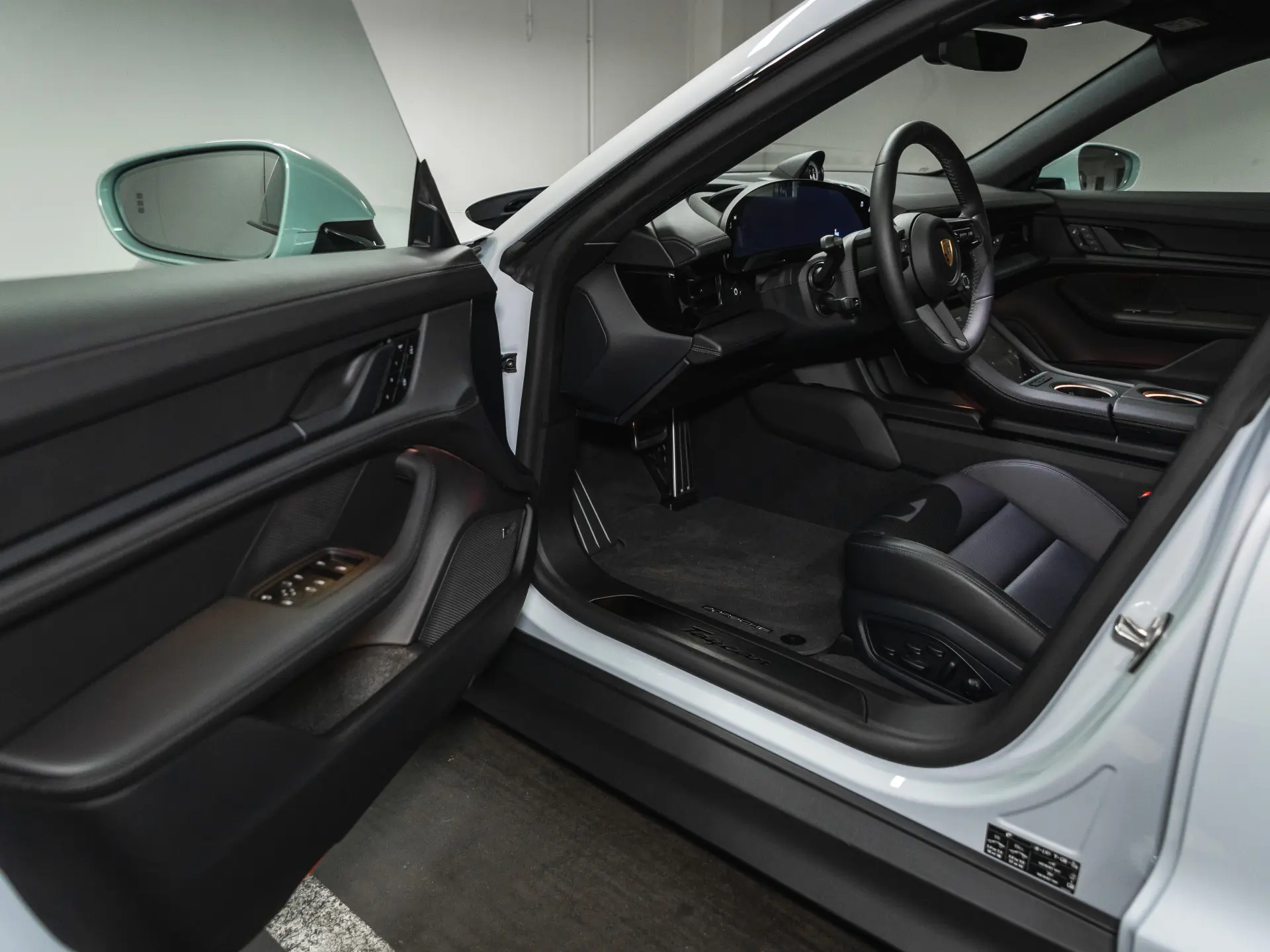 Taycan Sport Turismo