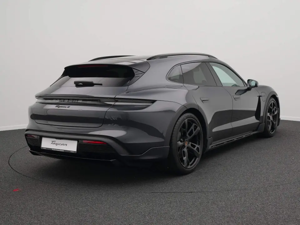 Taycan 4 Cross Turismo